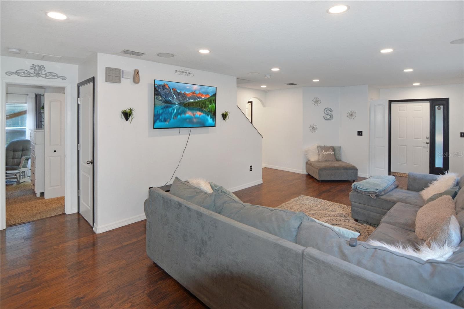 Single Family Residence at 12617 WHITE BLUFF RD, HUDSON, photo 7 of 48