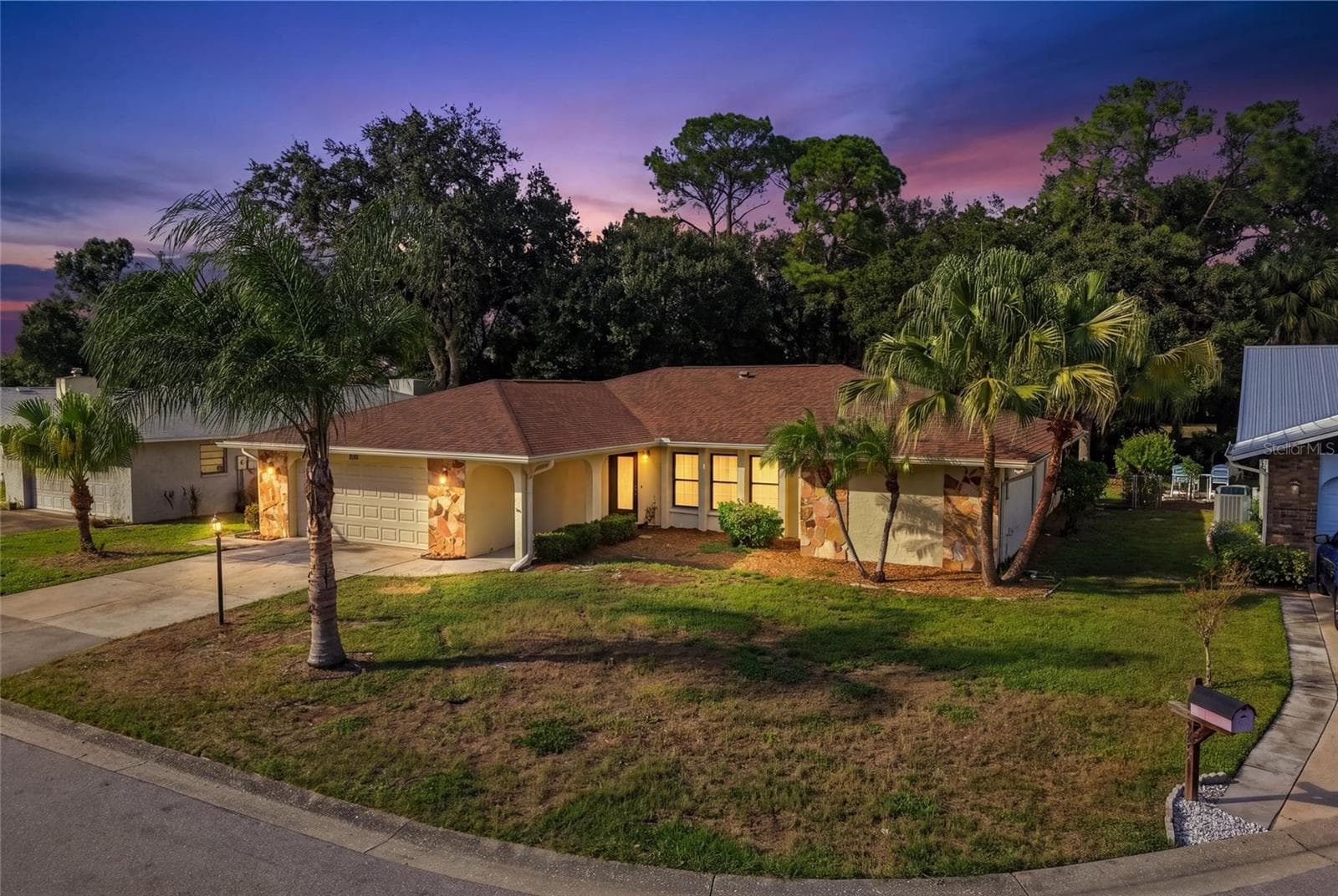 Single Family Residence at 5561 BRIAR CREEK WAY, SARASOTA, photo 3 of 7