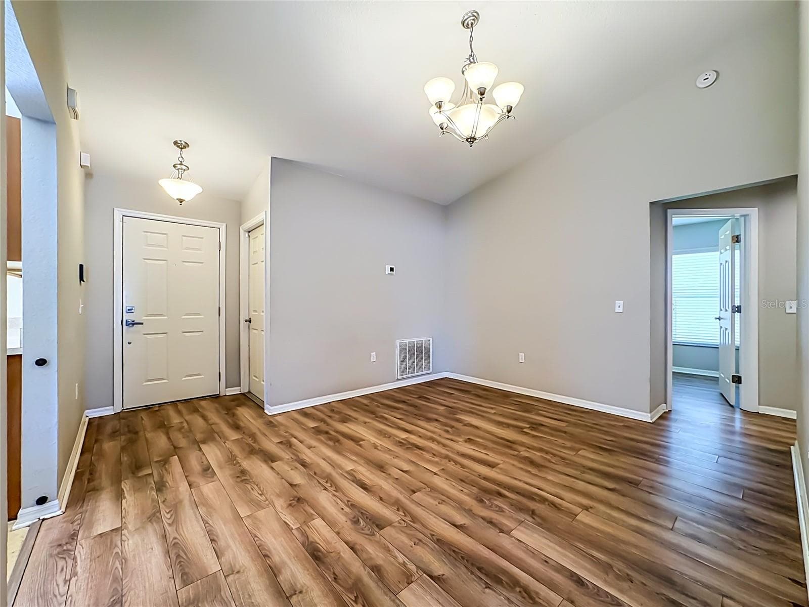 Entry - 10852 STANDING STONE DR, WIMAUMA