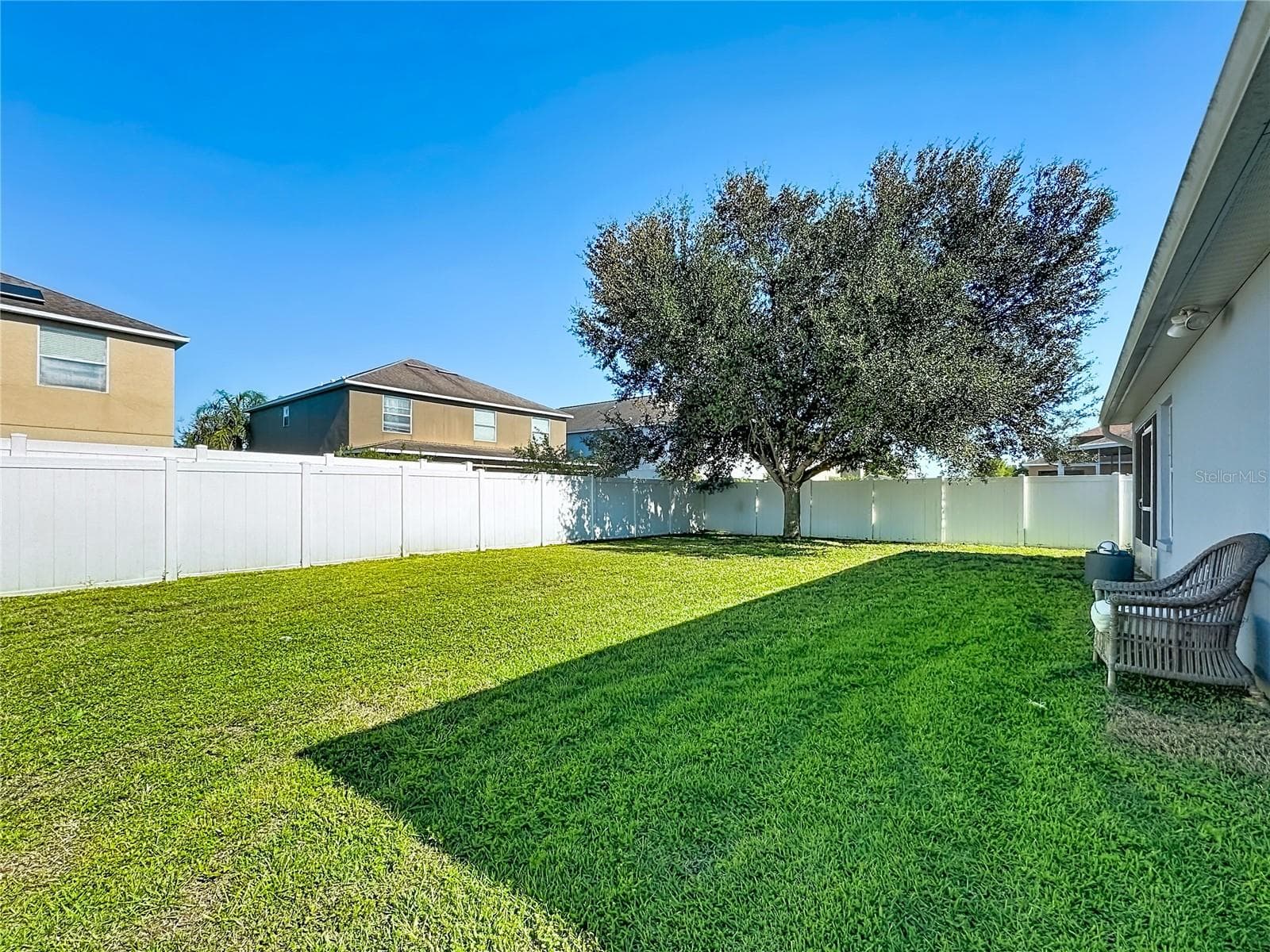 Fenced Yard - 10852 STANDING STONE DR, WIMAUMA