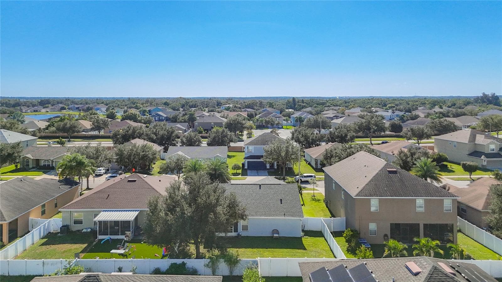 Fenced Yard - 10852 STANDING STONE DR, WIMAUMA