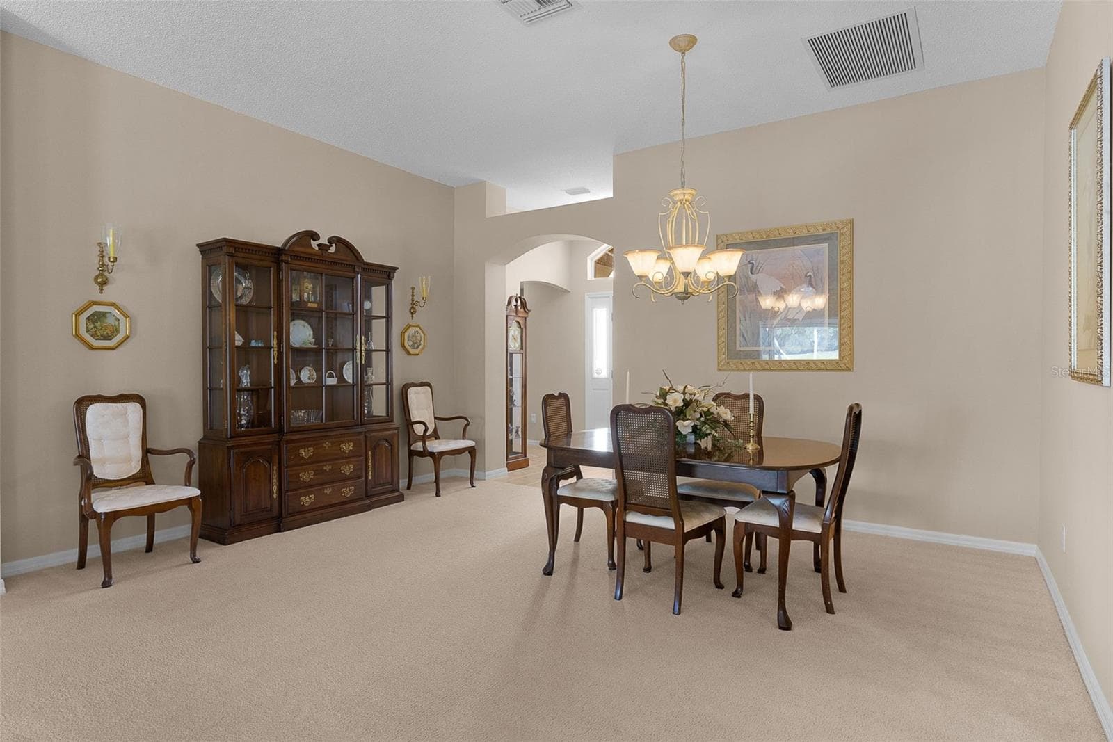 Single Family Residence at 2908 MANOR DOWNS, THE VILLAGES, photo 8 of 59