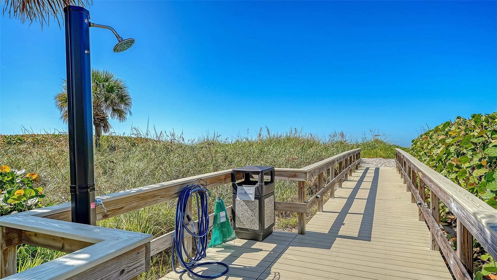 Beach Walkway - 8773 MIDNIGHT PASS RD #102G, SARASOTA