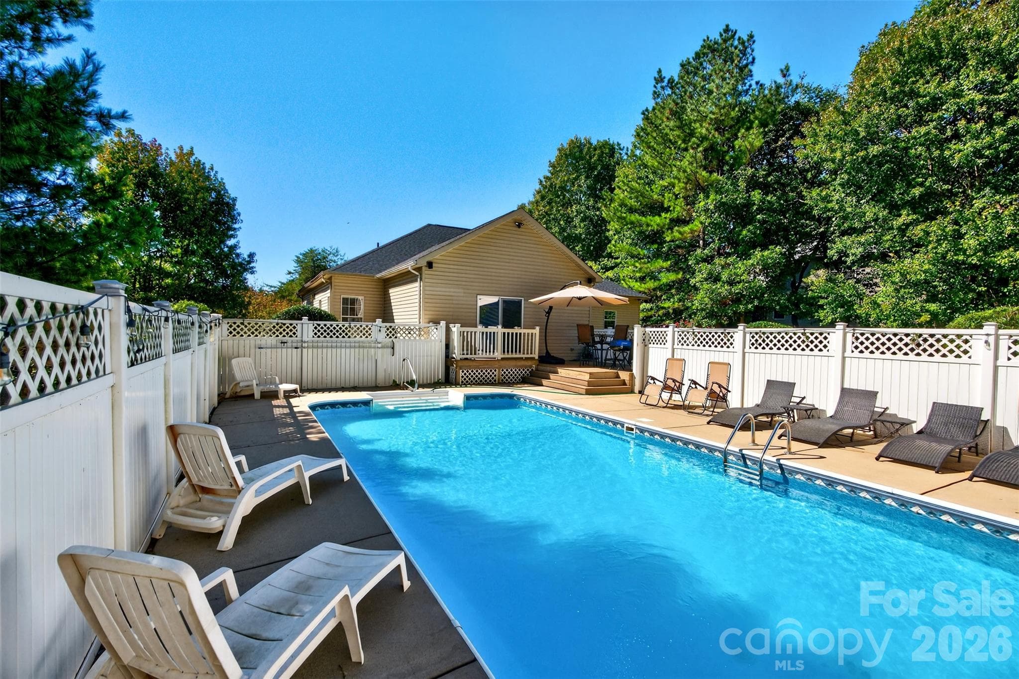 Single Family Residence at 6160 Neptune Drive, Denver, photo 24 of 40
