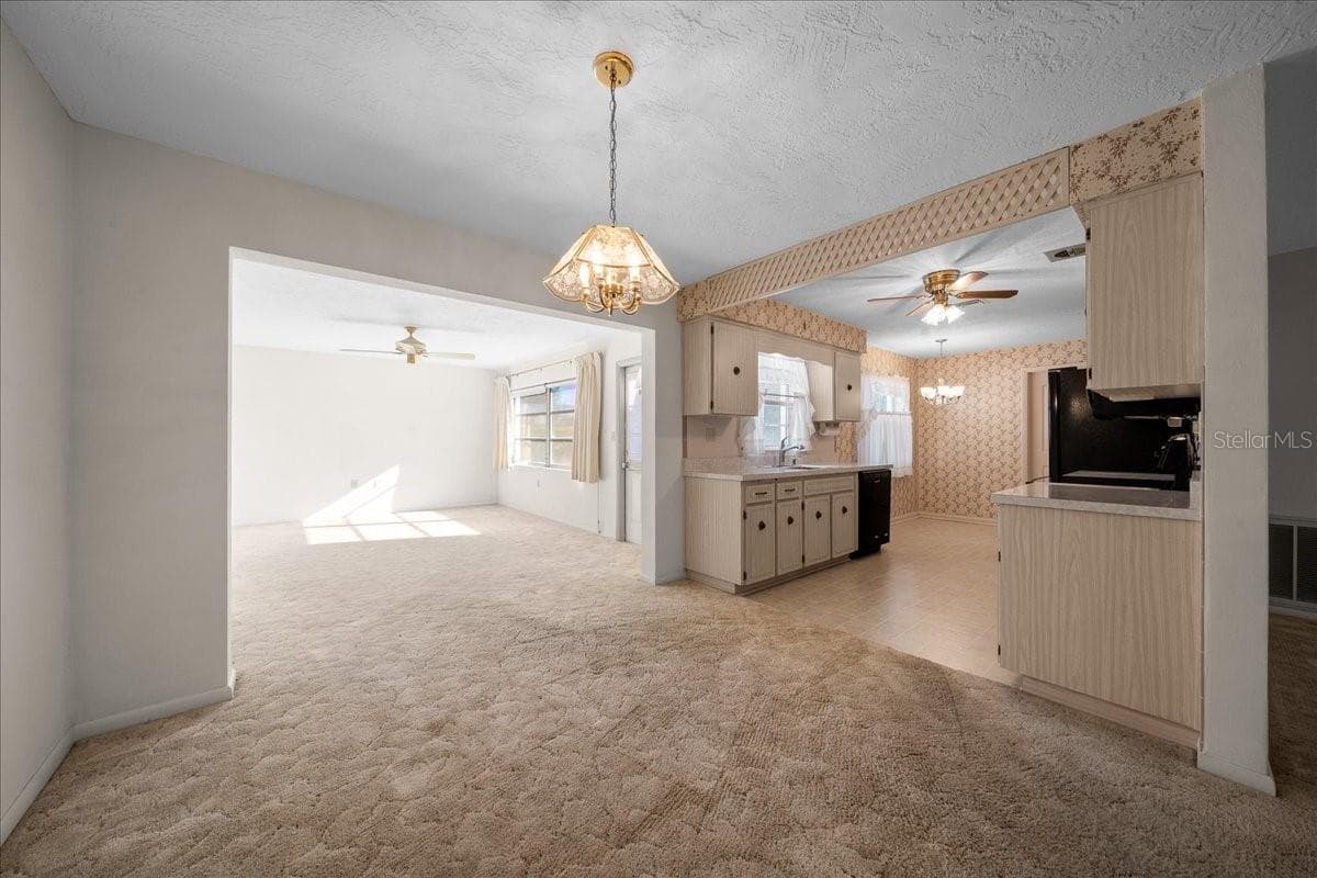 Single Family Residence at 317 S BARBOUR ST, BEVERLY HILLS, photo 9 of 45