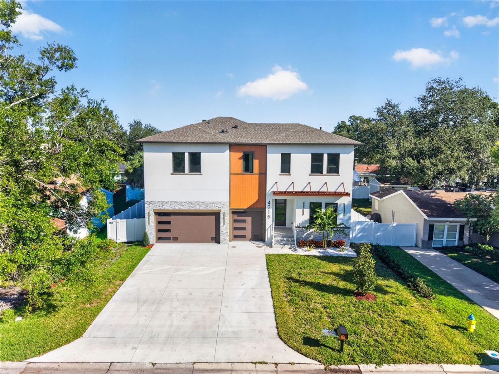 Single Family Residence at 4219 W BAY VIEW AVE, TAMPA, photo 4 of 50