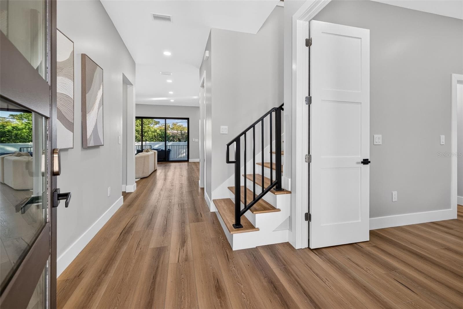 Single Family Residence at 4219 W BAY VIEW AVE, TAMPA, photo 5 of 50