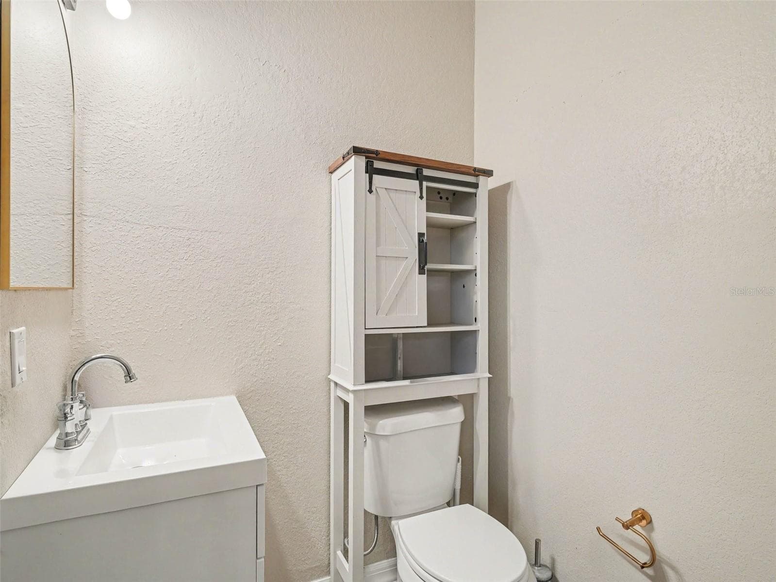 Half Bath off Family Room - 6435 BERKSHIRE PL, UNIVERSITY PARK