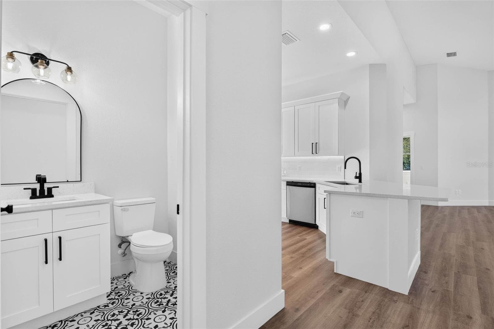 Single Family Residence at 40302 TROTTER LANE, DADE CITY, photo 6 of 65
