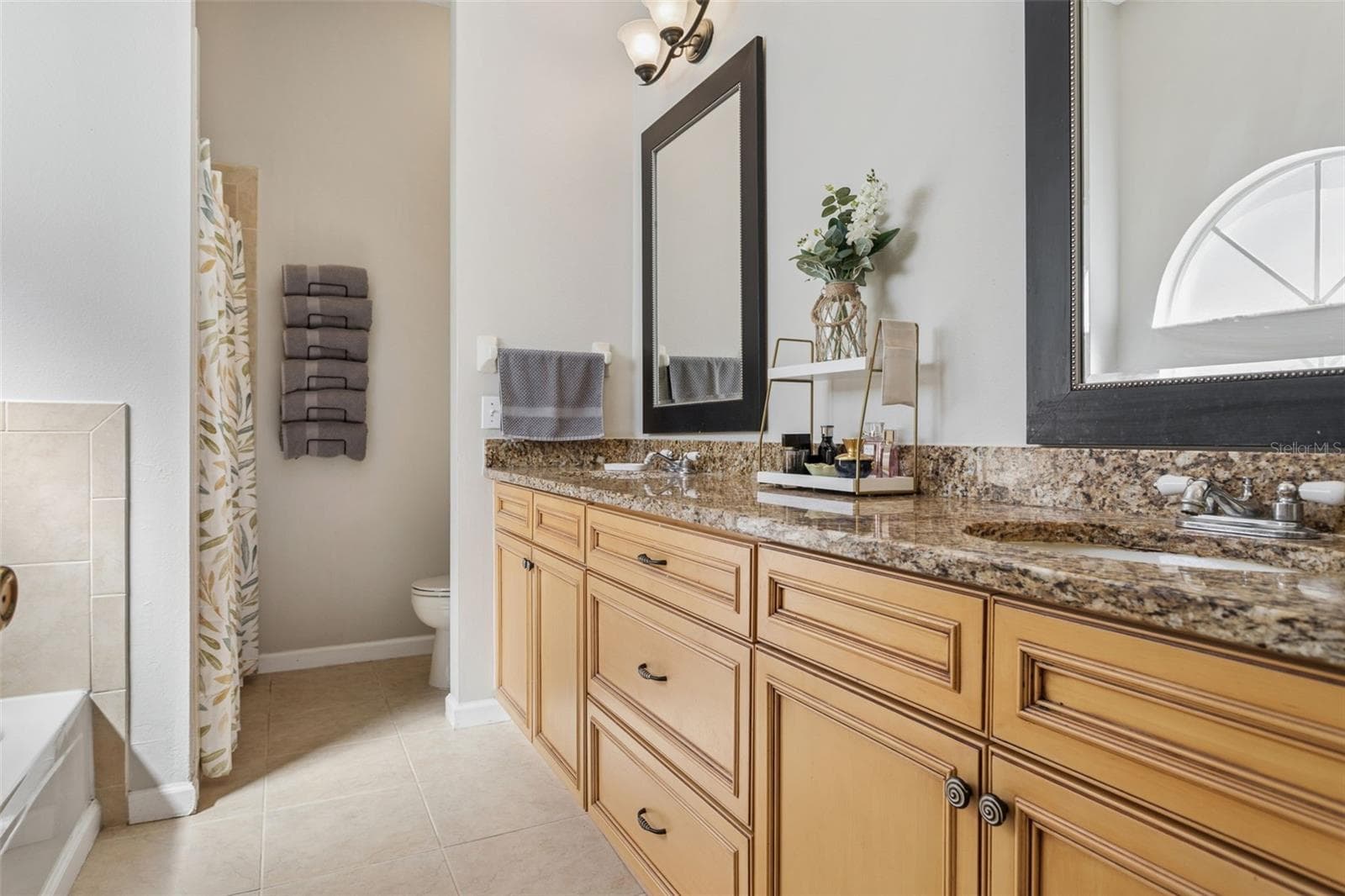 Single Family Residence at 9646 FOX HEARST RD, TAMPA, photo 19 of 30