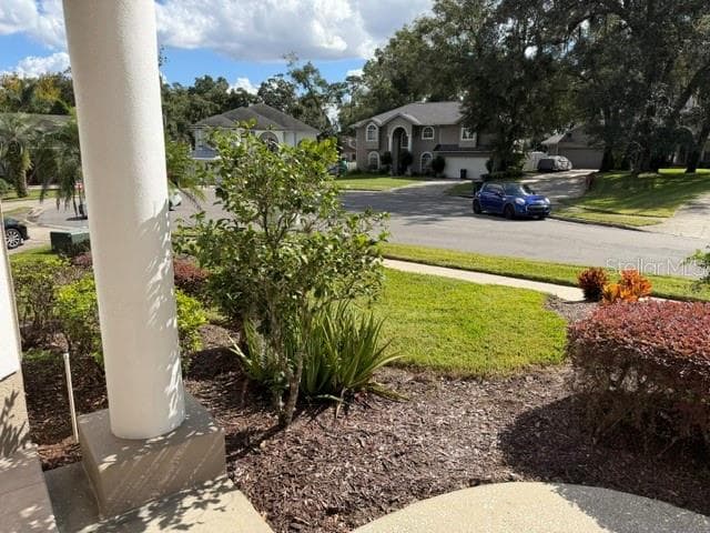 Single Family Residence at 690 OAK HOLLOW WAY, ALTAMONTE SPRINGS, photo 4 of 26