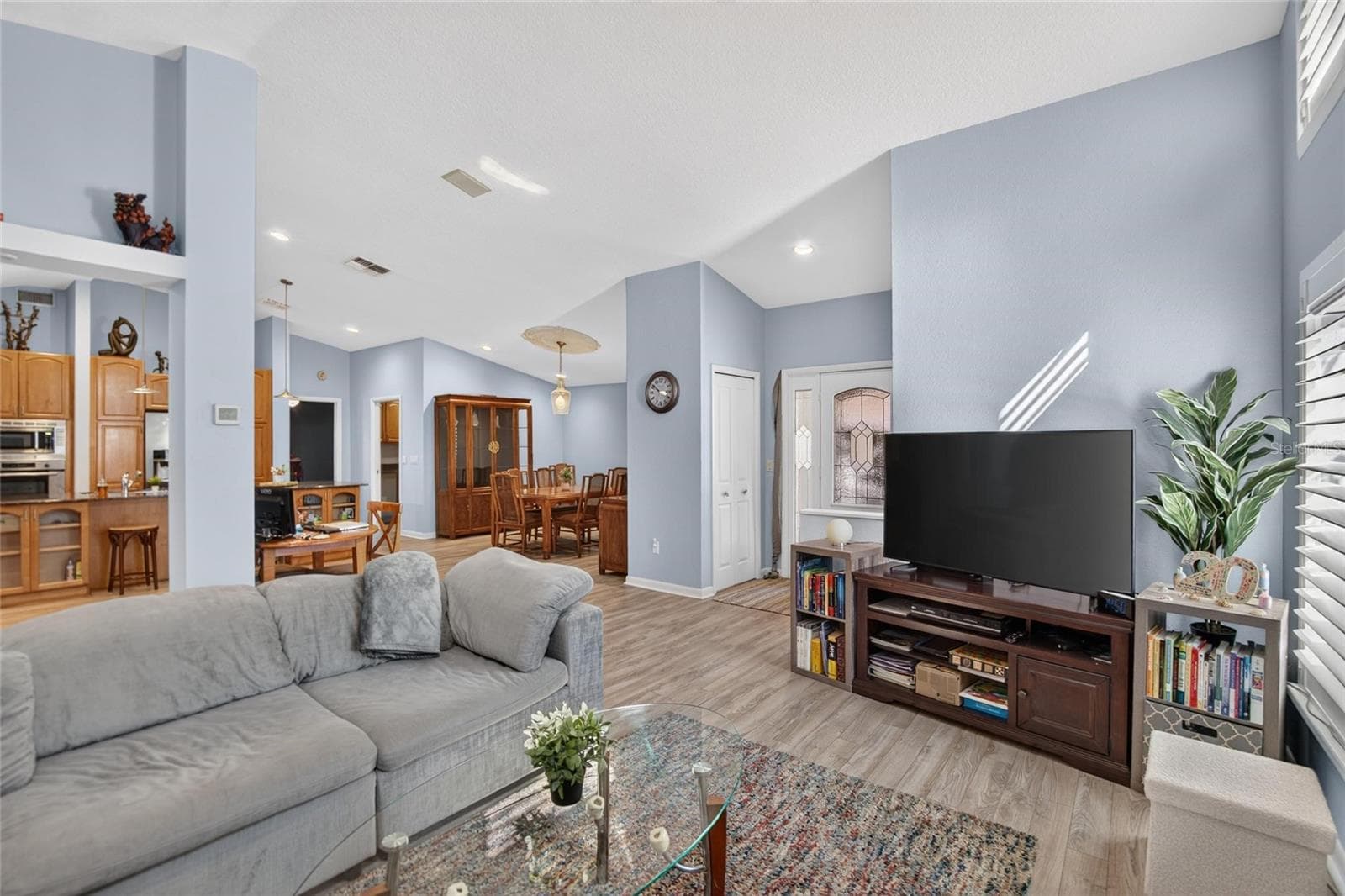 Single Family Residence at 712 DORADO CT, BRANDON, photo 9 of 81