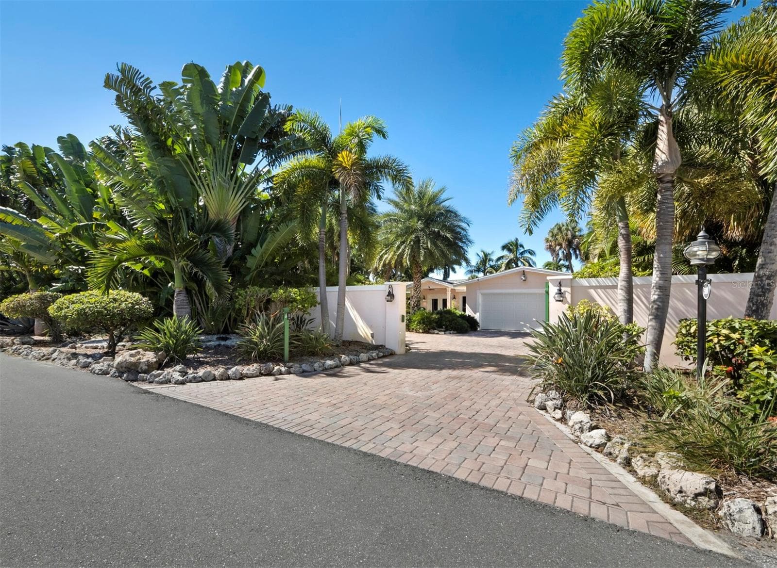 Single Family Residence at 5140 WINDWARD AVE, SARASOTA, photo 32 of 46