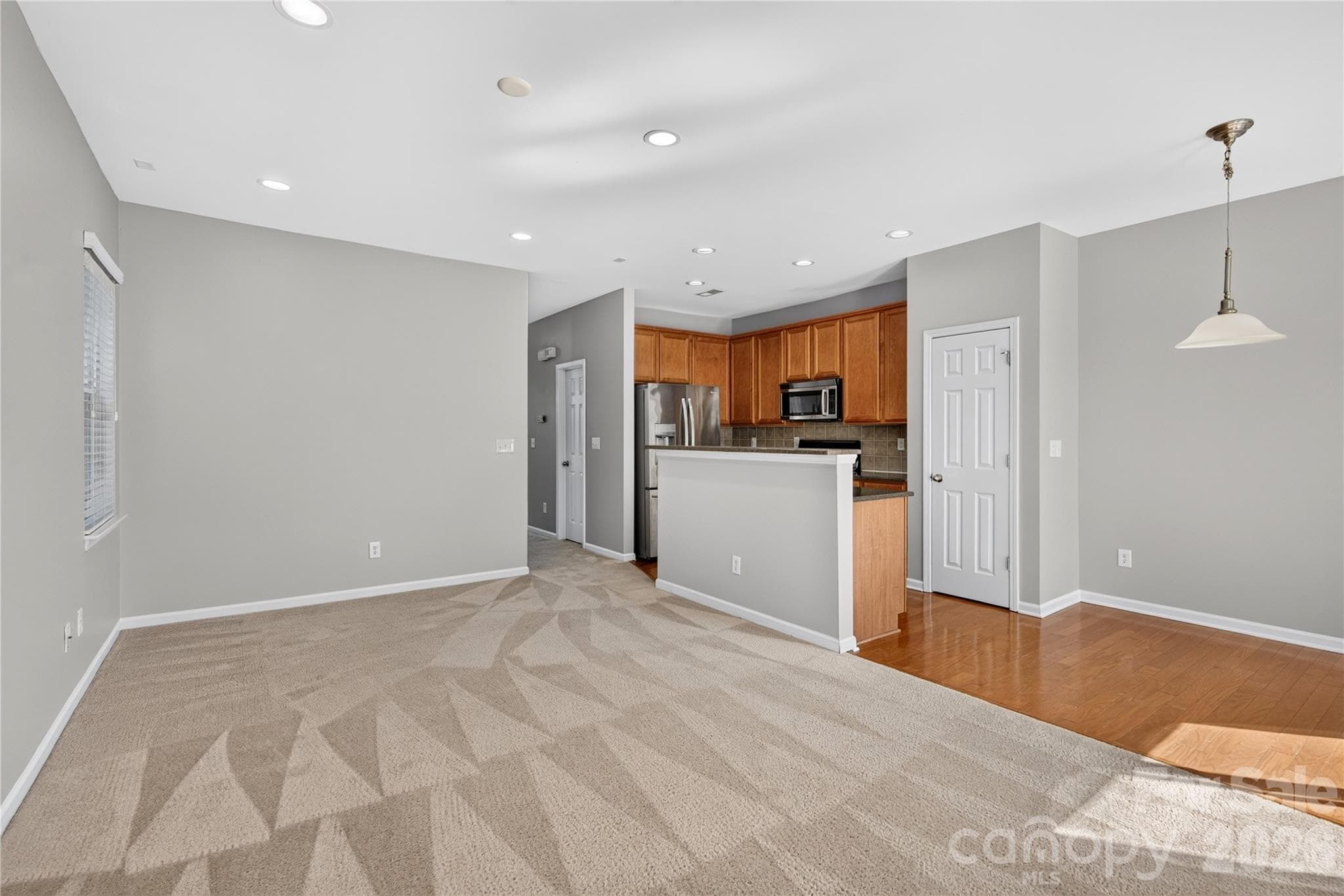 Townhouse at 2053 Cambridge Beltway Drive, Charlotte, photo 22 of 40