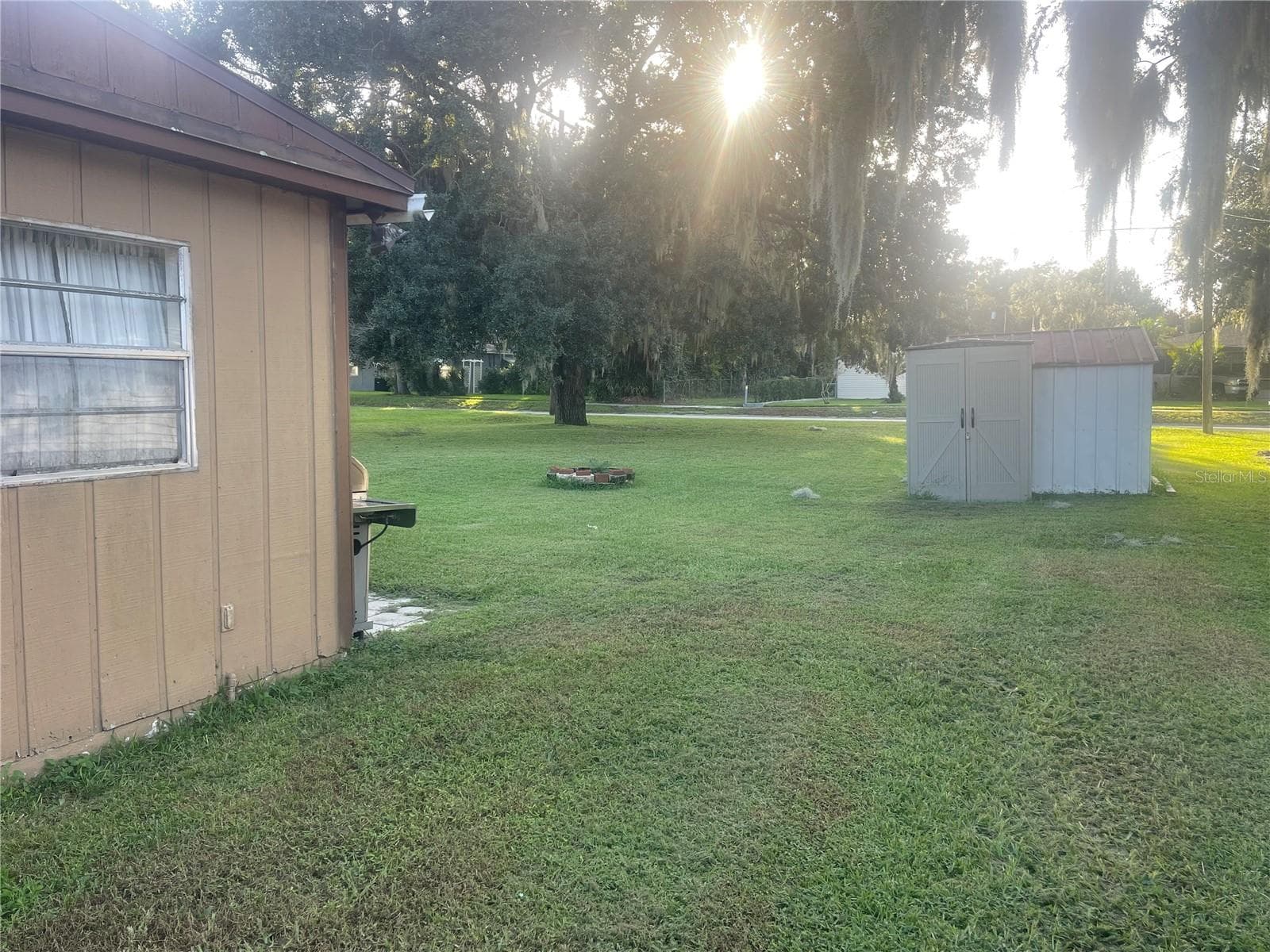 Single Family Residence at 1835 E VALENCIA DR, BARTOW, photo 3 of 8