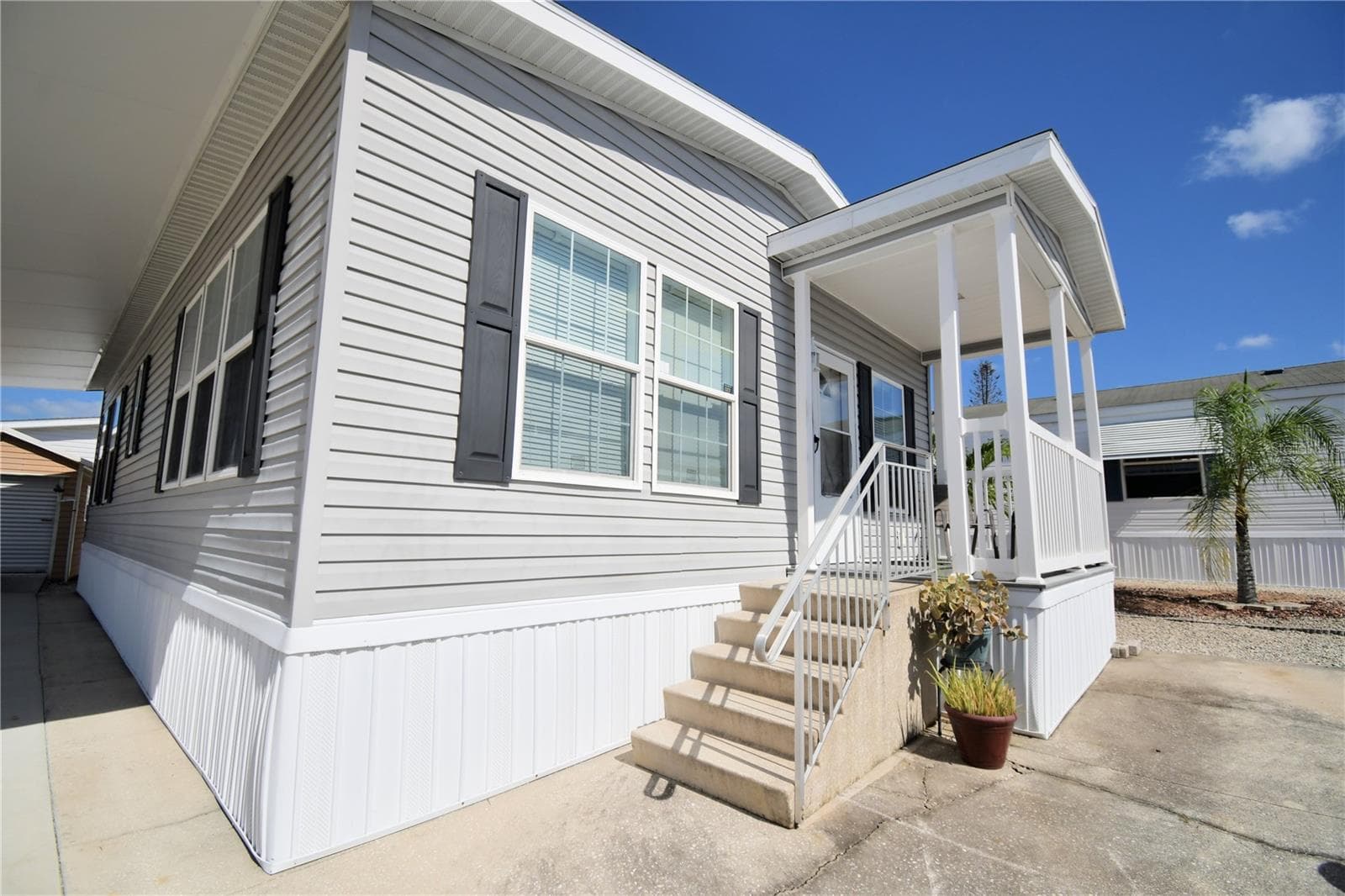 Manufactured Home at 251 PATTERSON RD #i#38, HAINES CITY, photo 4 of 53