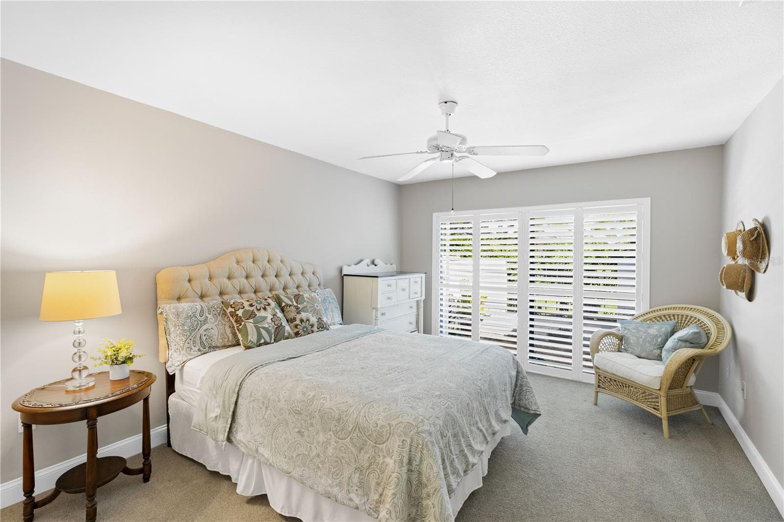 Owner's Suite with Sliding Glass Doors onto a private lanai - 3111 HEATHERWOOD LN, SARASOTA