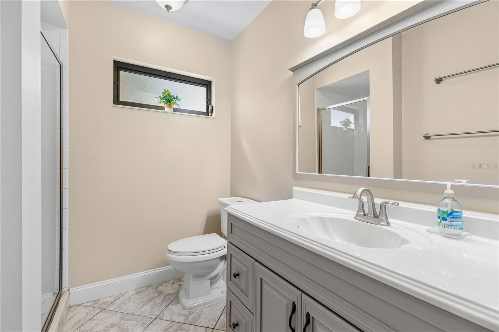 Bathroom 2 - 3111 HEATHERWOOD LN, SARASOTA