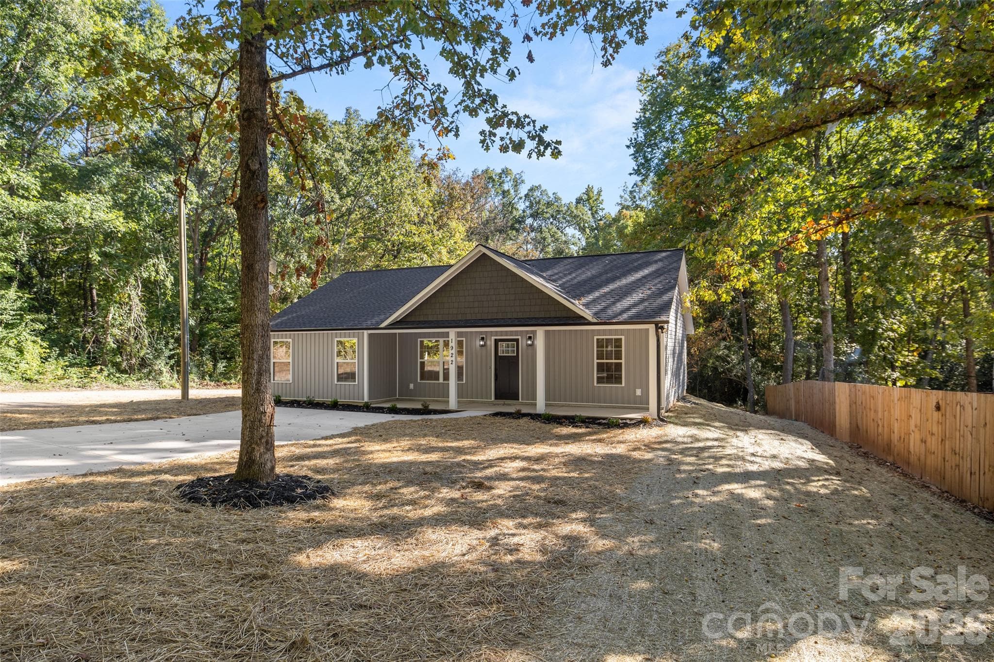 1922 Fender Lane