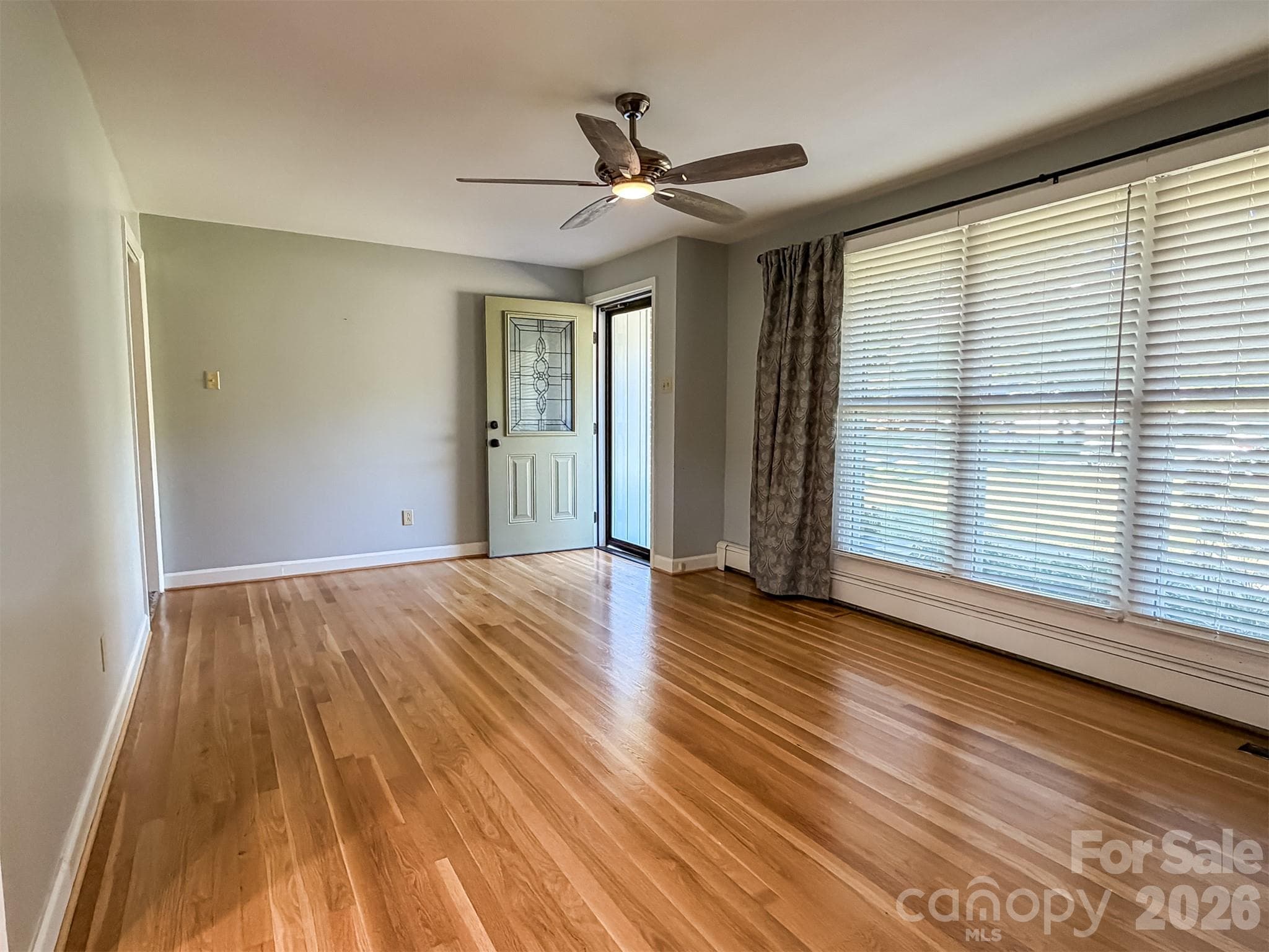 Single Family Residence at 3211 7th Street Drive NE, Hickory, photo 10 of 48