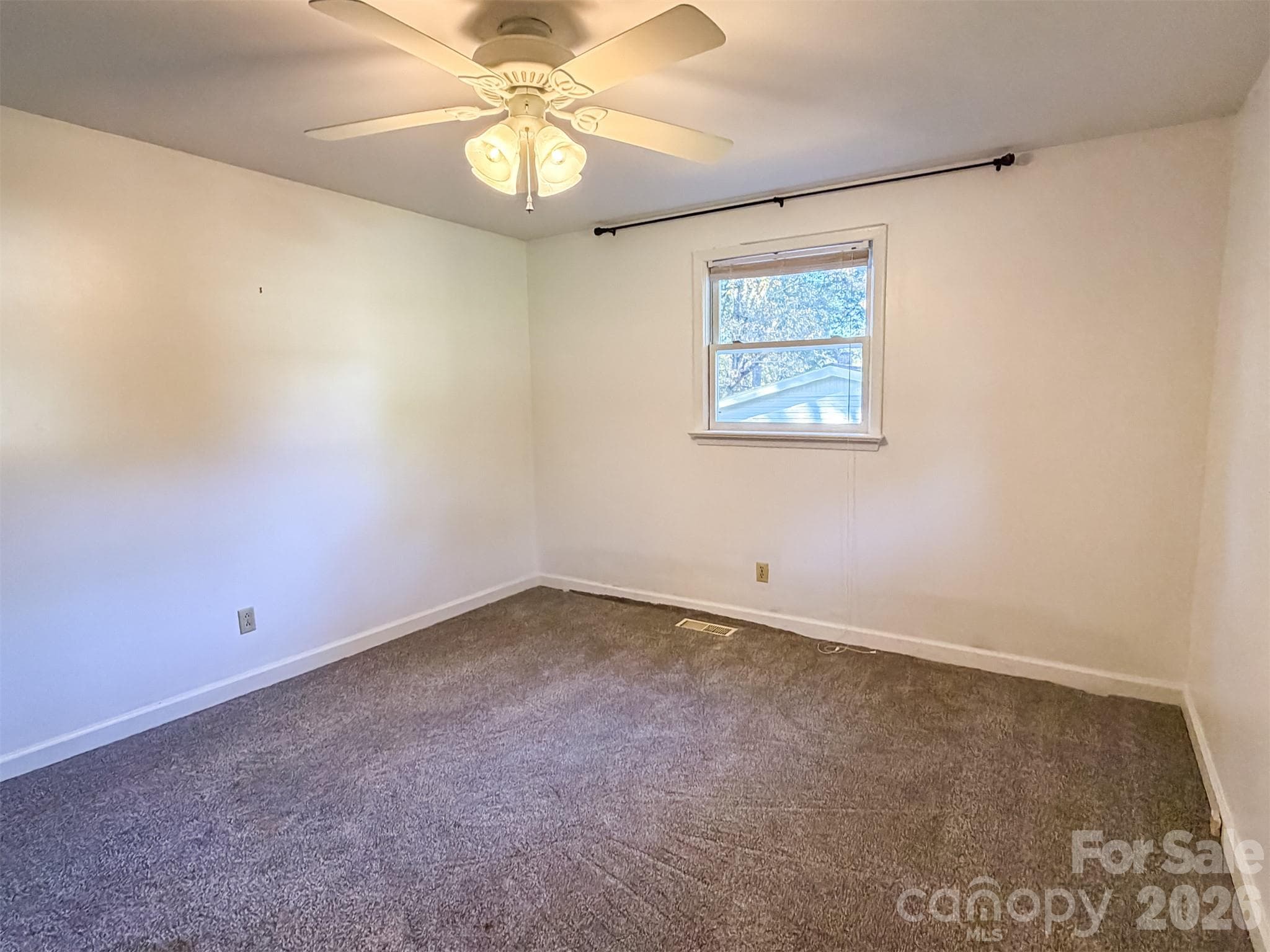 Single Family Residence at 3211 7th Street Drive NE, Hickory, photo 26 of 48
