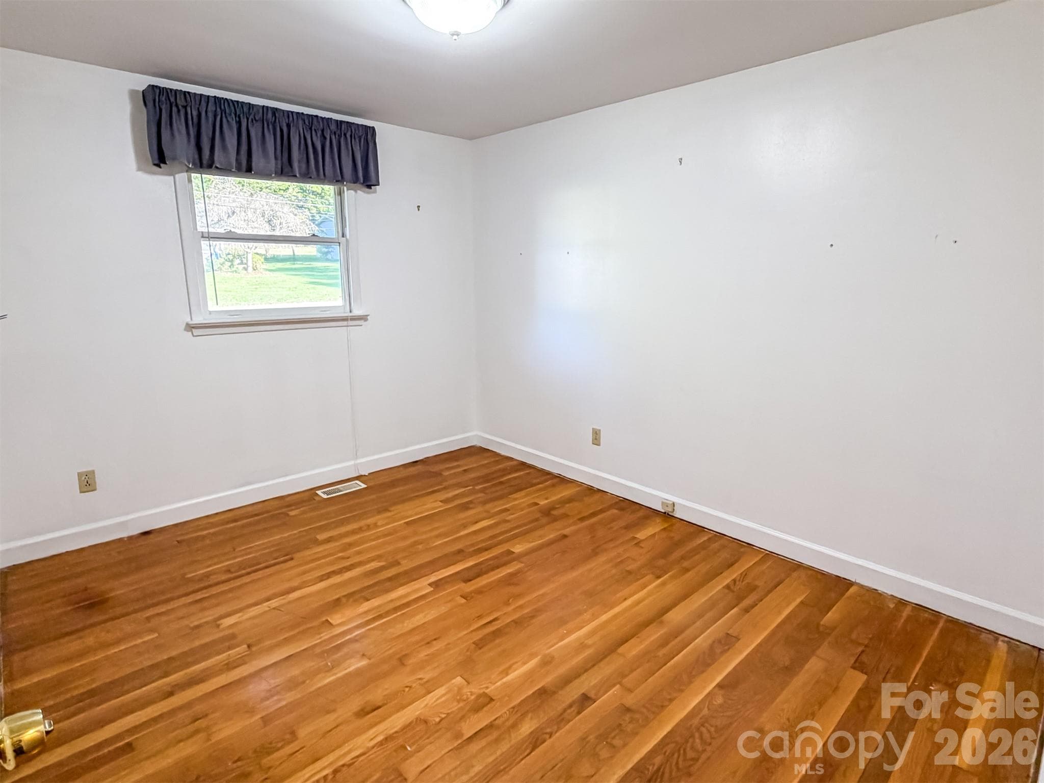 Single Family Residence at 3211 7th Street Drive NE, Hickory, photo 30 of 48