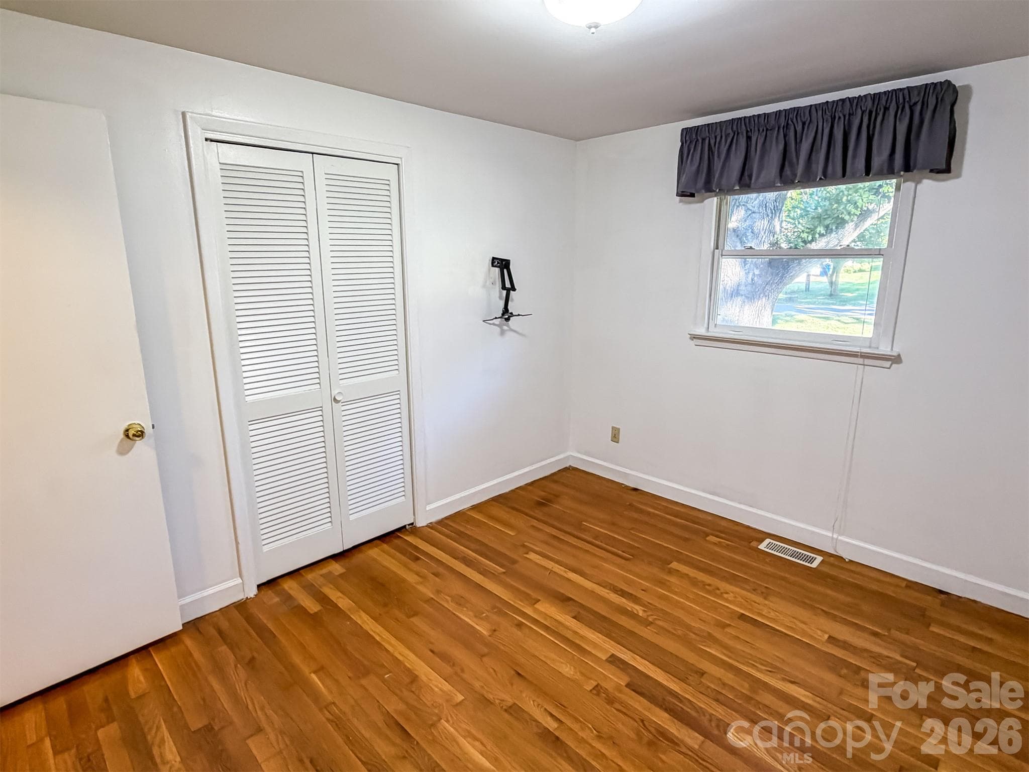Single Family Residence at 3211 7th Street Drive NE, Hickory, photo 31 of 48