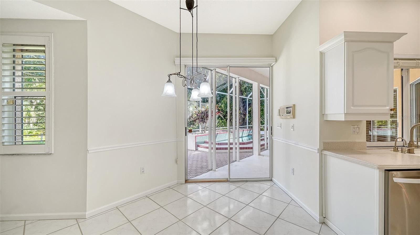 Single Family Residence at 9488 HAWKSMOOR LN, SARASOTA, photo 14 of 33