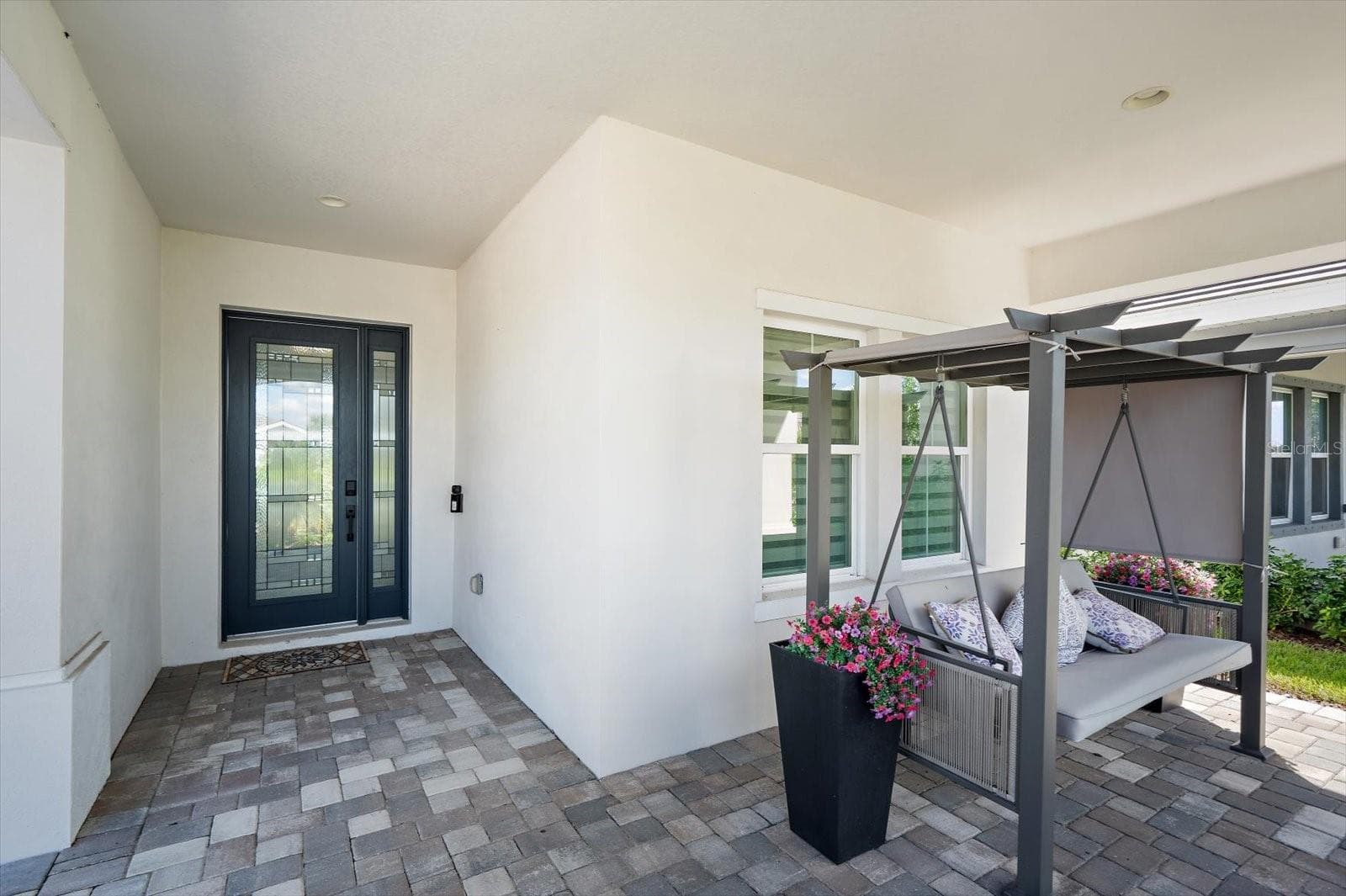Single Family Residence at 17120 RANCHSIDE PL, LAKEWOOD RANCH, photo 4 of 61