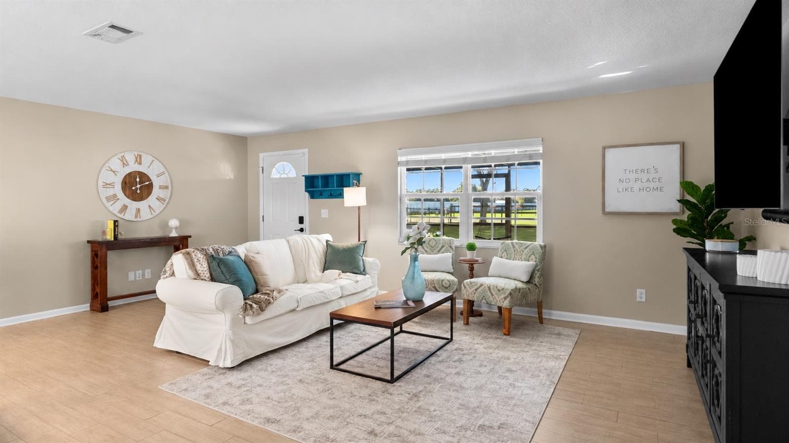 New interior paint throughout - 310 MOCCASIN HOLLOW RD, LITHIA