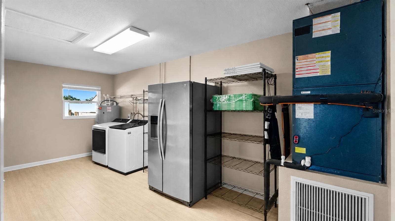HUGE Laundry Room with new washer & dryer - 310 MOCCASIN HOLLOW RD, LITHIA