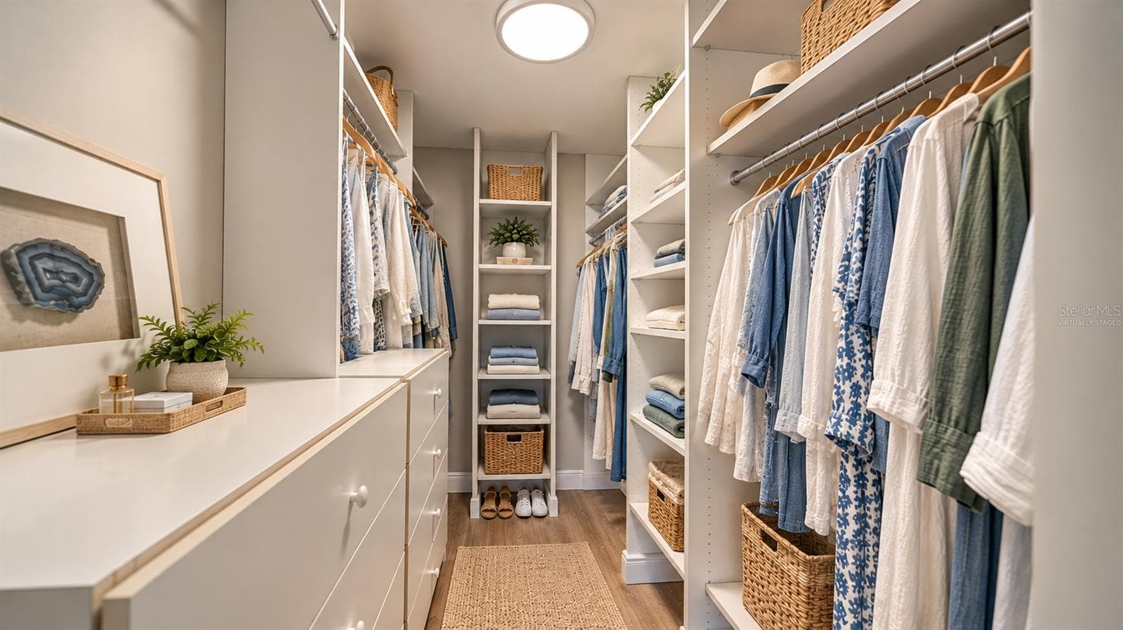 Primary bedroom walk-in closet virtually staged - 4712 OCEAN BLVD #W5, SARASOTA