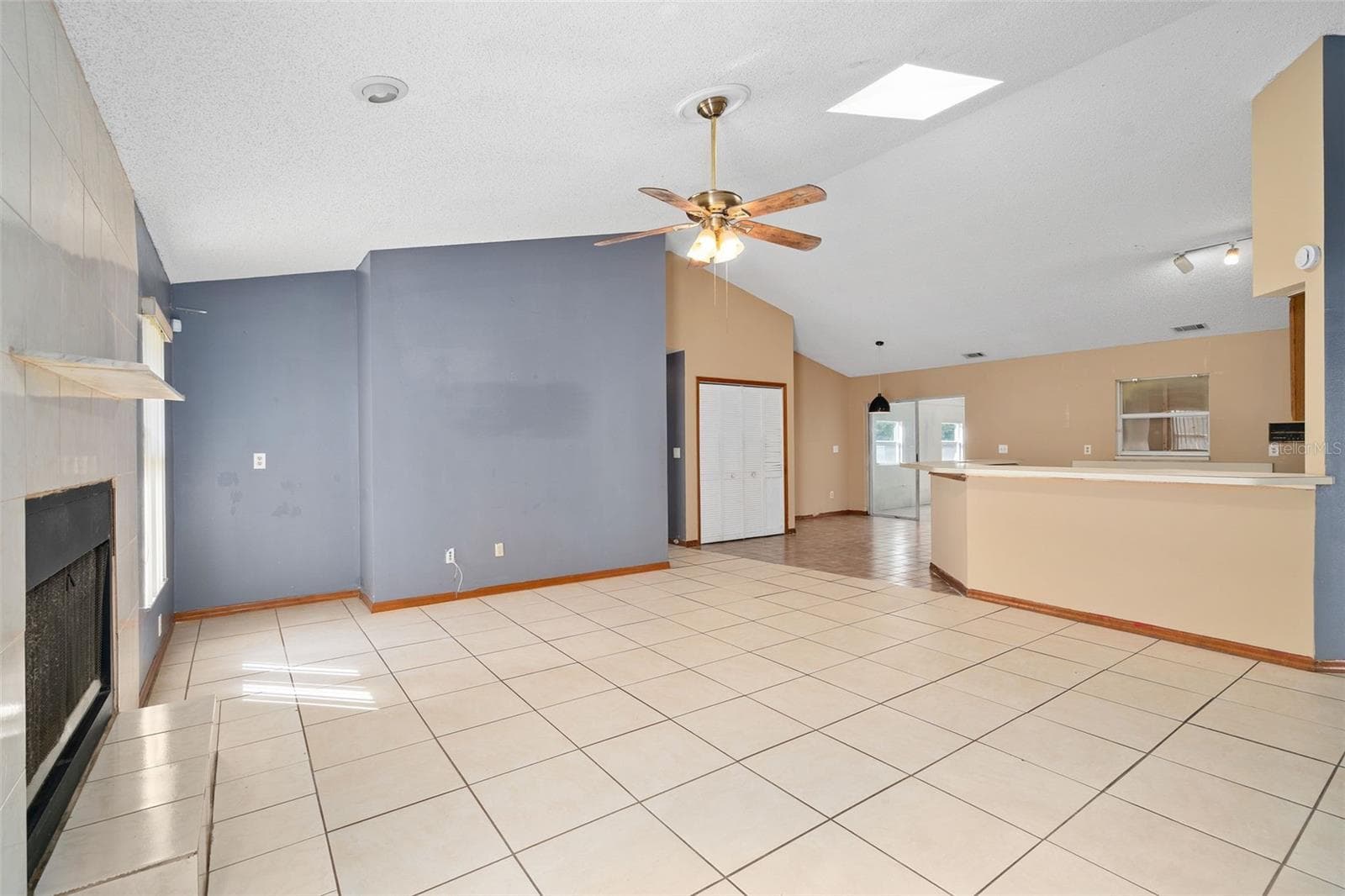 Single Family Residence at 3424 ALISSA CT, ORLANDO, photo 11 of 33