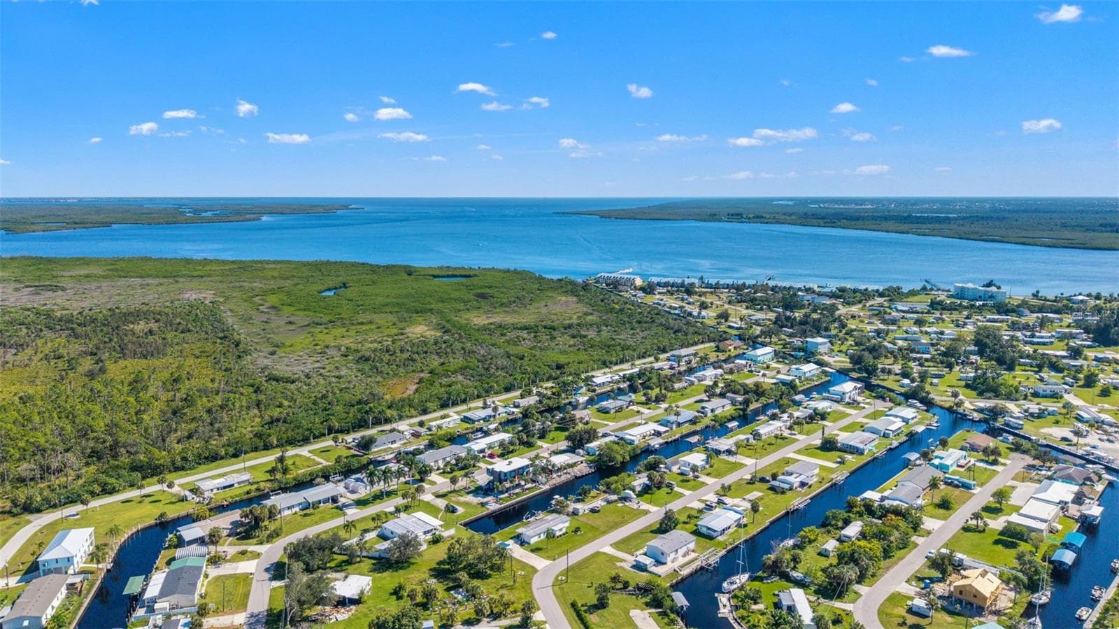 Manufactured Home at 4203 NETTLE RD, PORT CHARLOTTE, photo 42 of 50