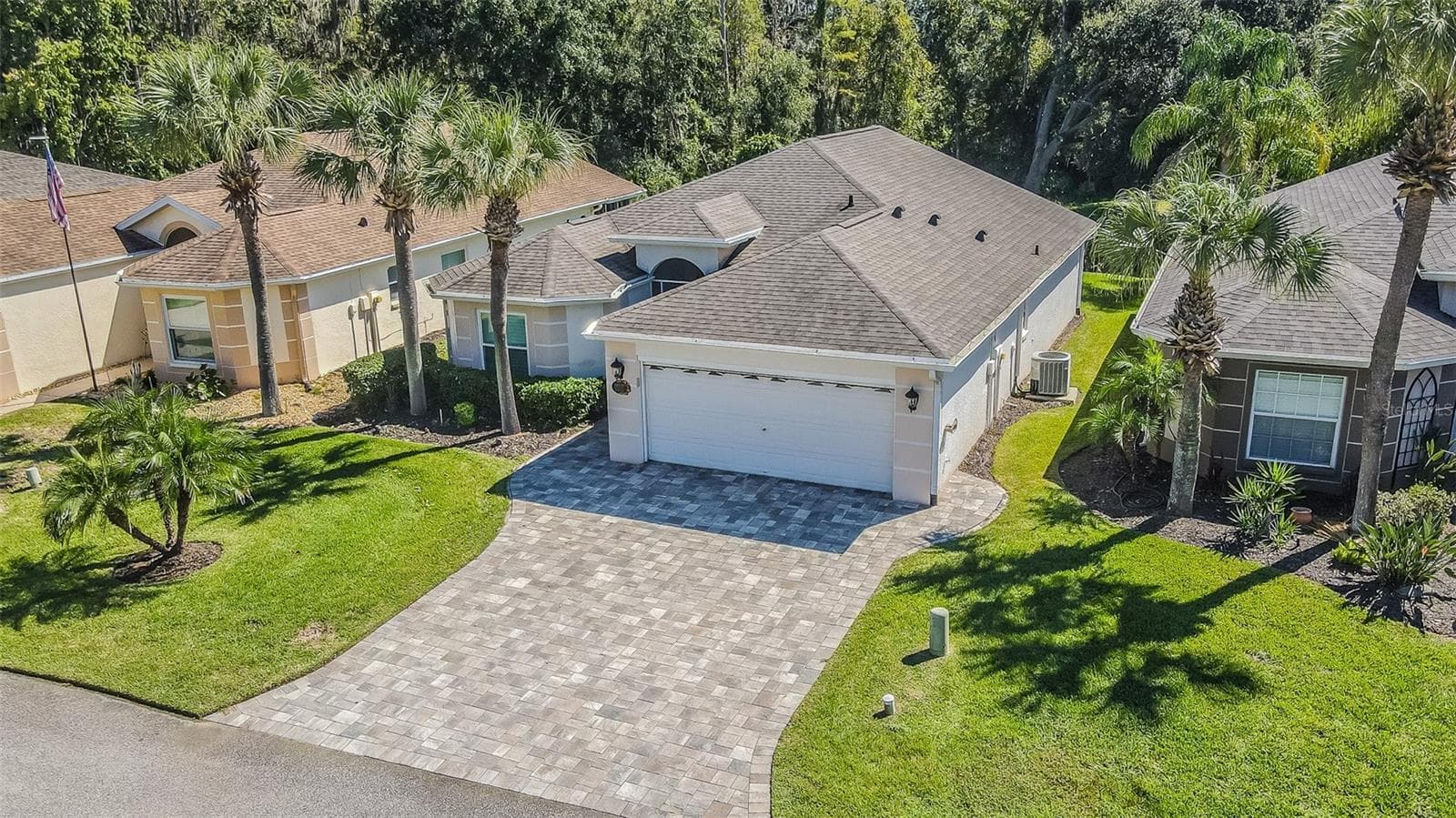 Paver driveway welcomes you! - 11020 JENKINS CT, SAN ANTONIO