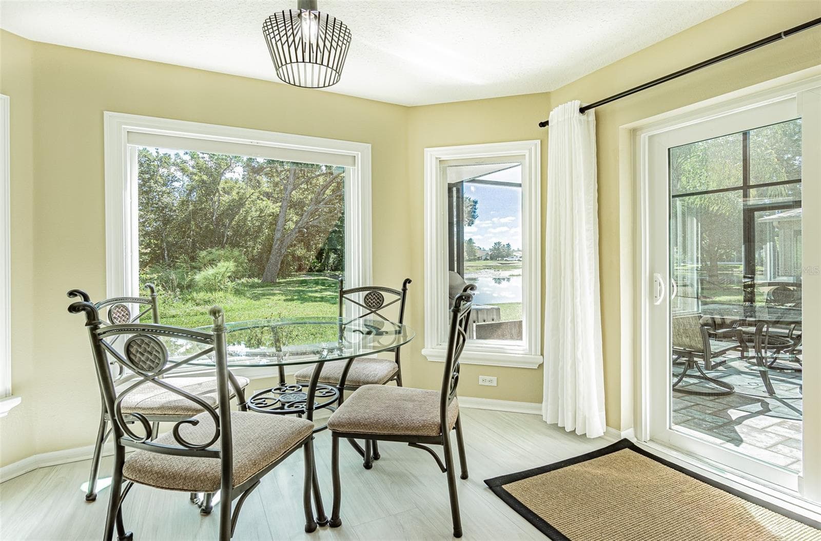 Eat in dinette with bay window - 11020 JENKINS CT, SAN ANTONIO