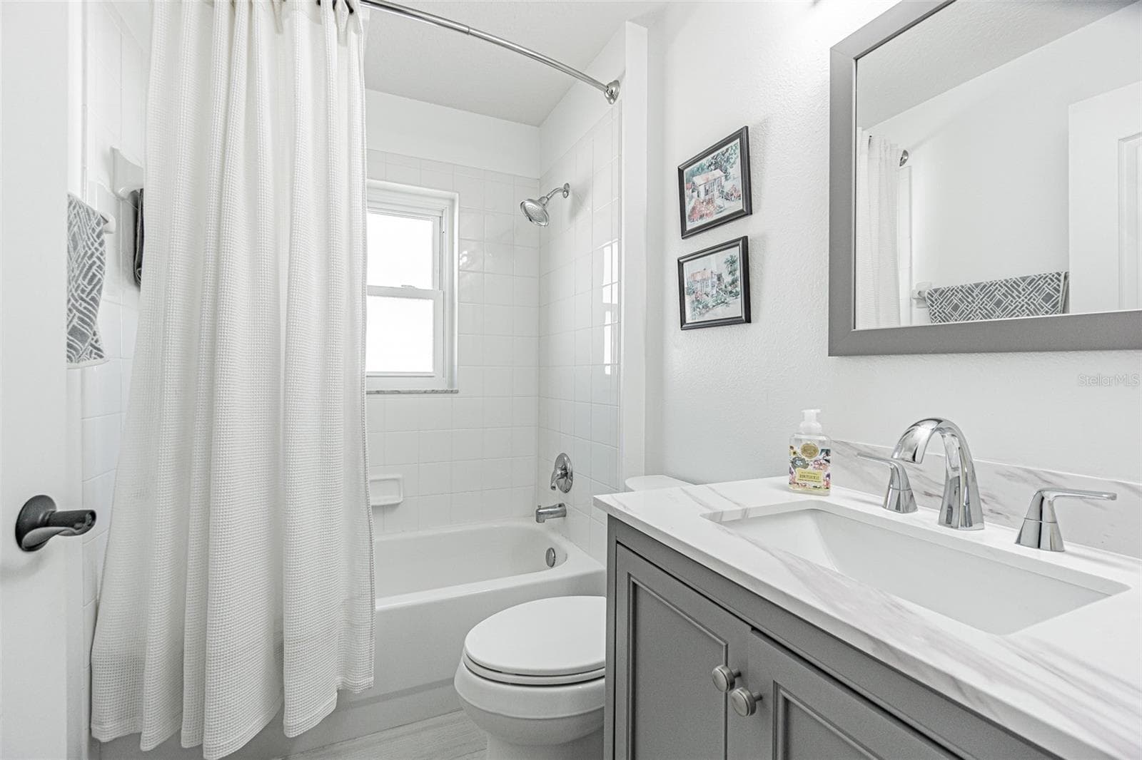 Single Family Residence at 11020 JENKINS CT, SAN ANTONIO, photo 27 of 89