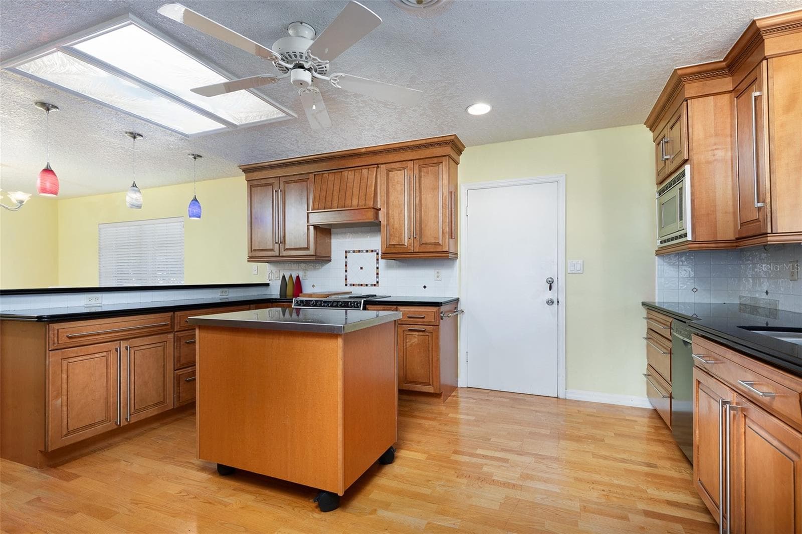 Kitchen - 5119 PELLEPORT AVE, BELLE ISLE