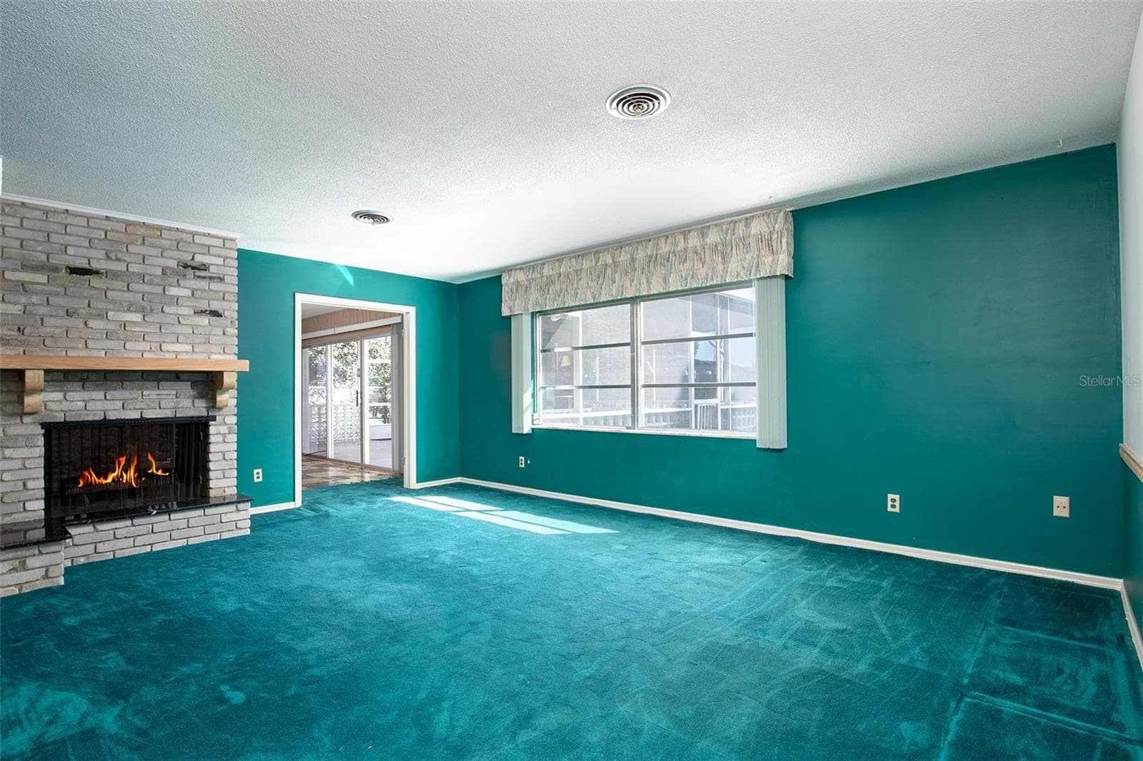 Living Room - 5119 PELLEPORT AVE, BELLE ISLE