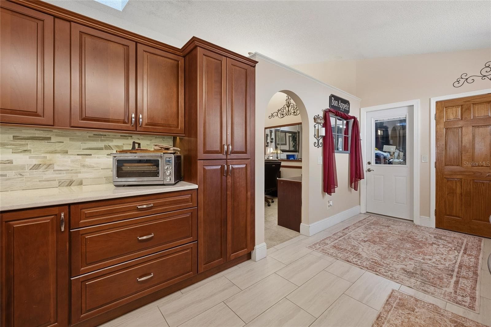 Single Family Residence at 1027 KELLY CREEK CIR, OVIEDO, photo 14 of 38
