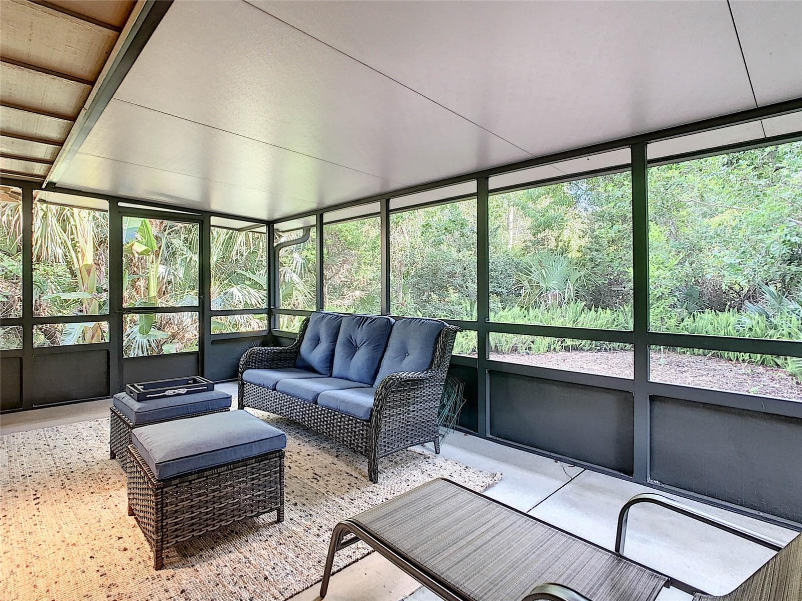 Single Family Residence at 697 SAINT ANDREWS CIR, NEW SMYRNA BEACH, photo 28 of 45