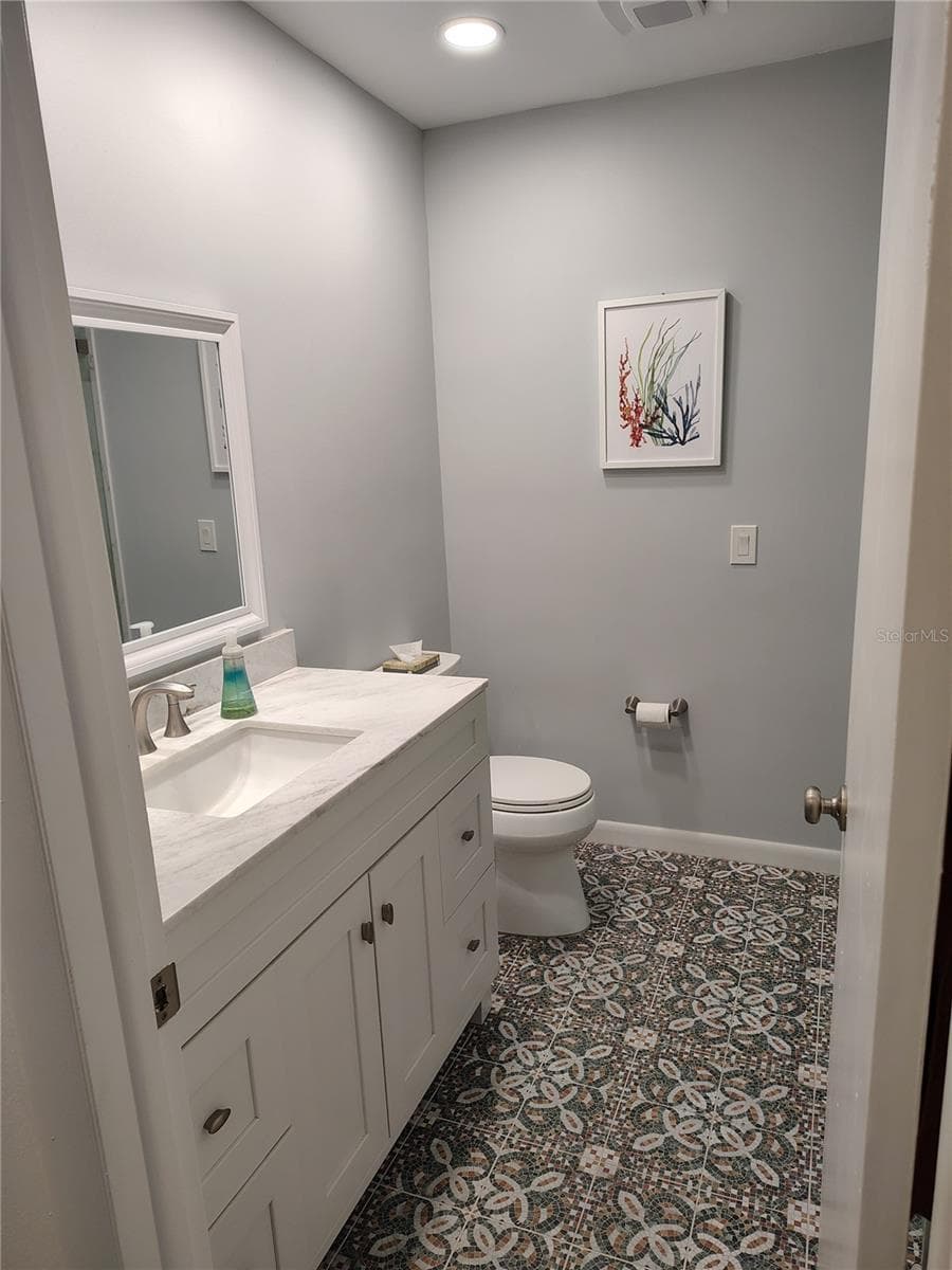 Duplex at 616 HERITAGE LN #A&B, LARGO, photo 5 of 15
