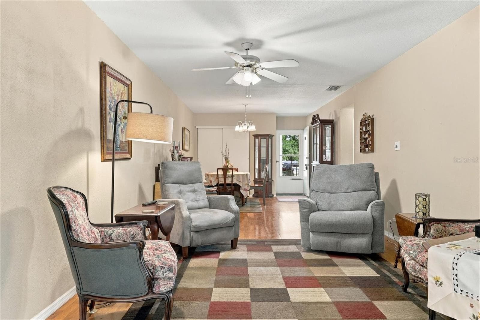 living room dining room combo - 3950 ROXANE BLVD #3B, SARASOTA