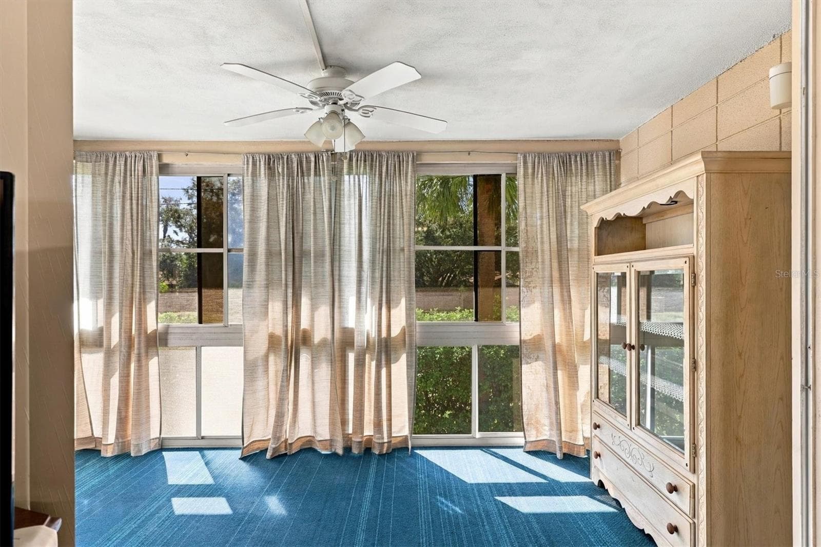 covered lanai with ceiling fan - 3950 ROXANE BLVD #3B, SARASOTA