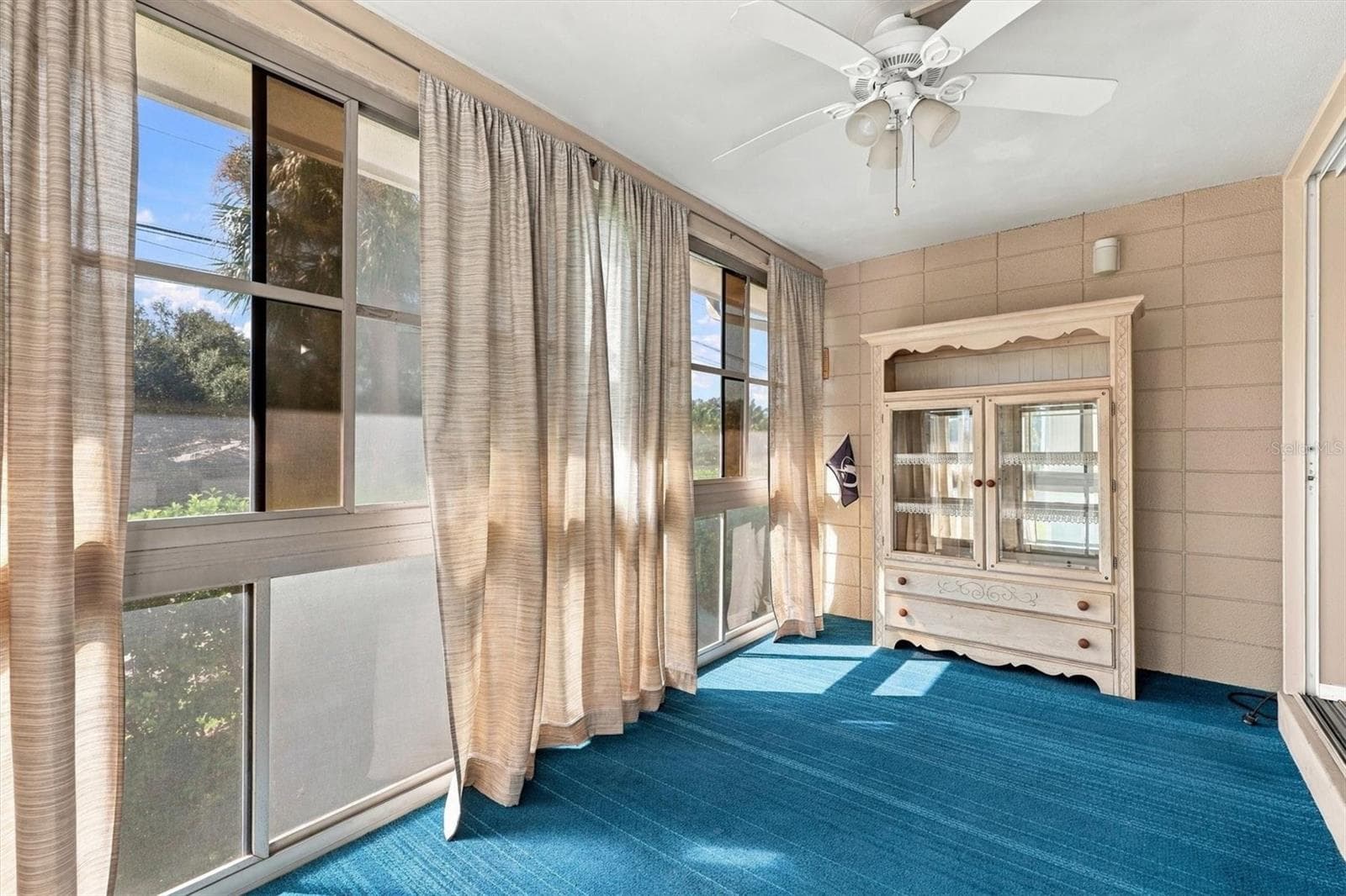 large lanai - 3950 ROXANE BLVD #3B, SARASOTA
