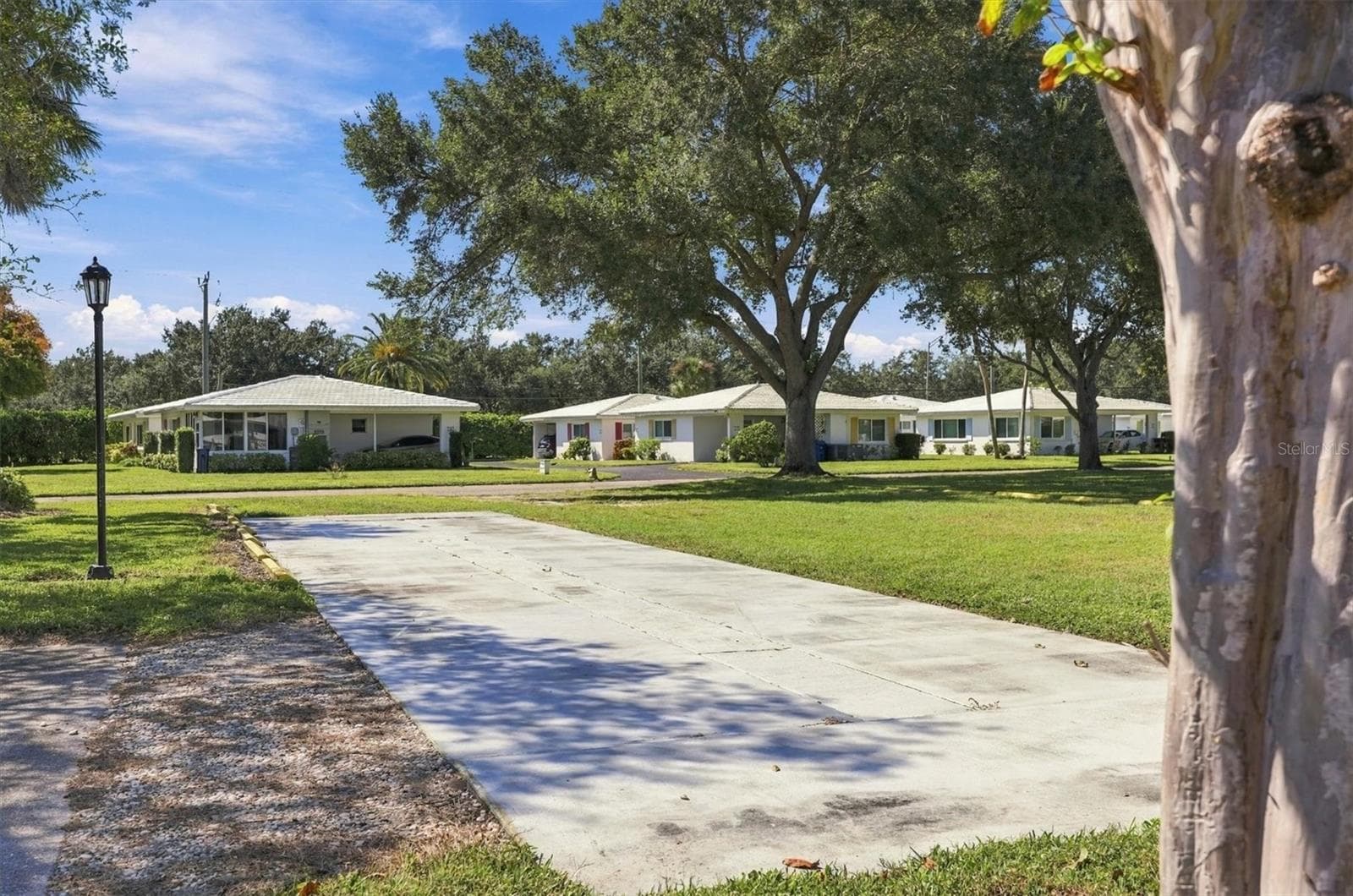 to the clubhouse - 3950 ROXANE BLVD #3B, SARASOTA