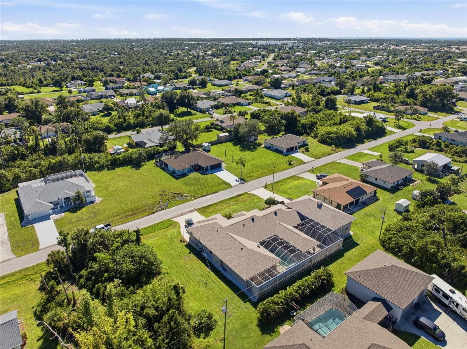 Areal rear view - 9348 SAN BERNANDINO AVE, ENGLEWOOD