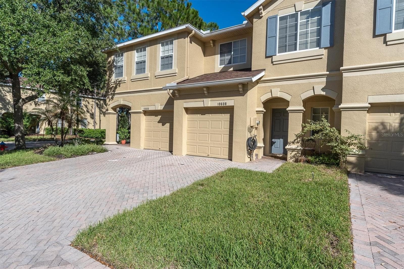 Townhouse at 10608 SHADY FALLS CT, RIVERVIEW, photo 2 of 38
