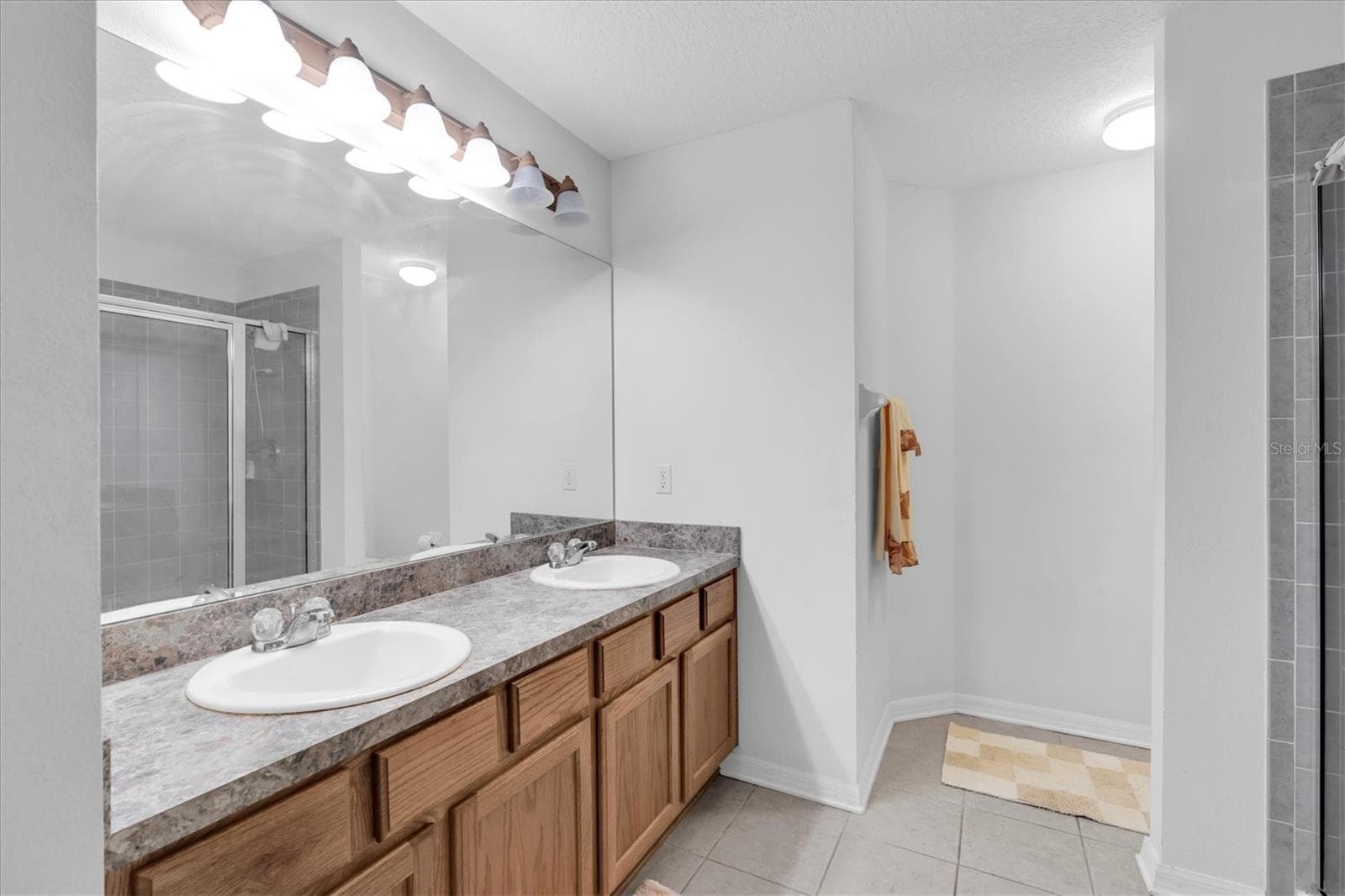 Townhouse at 10608 SHADY FALLS CT, RIVERVIEW, photo 35 of 38