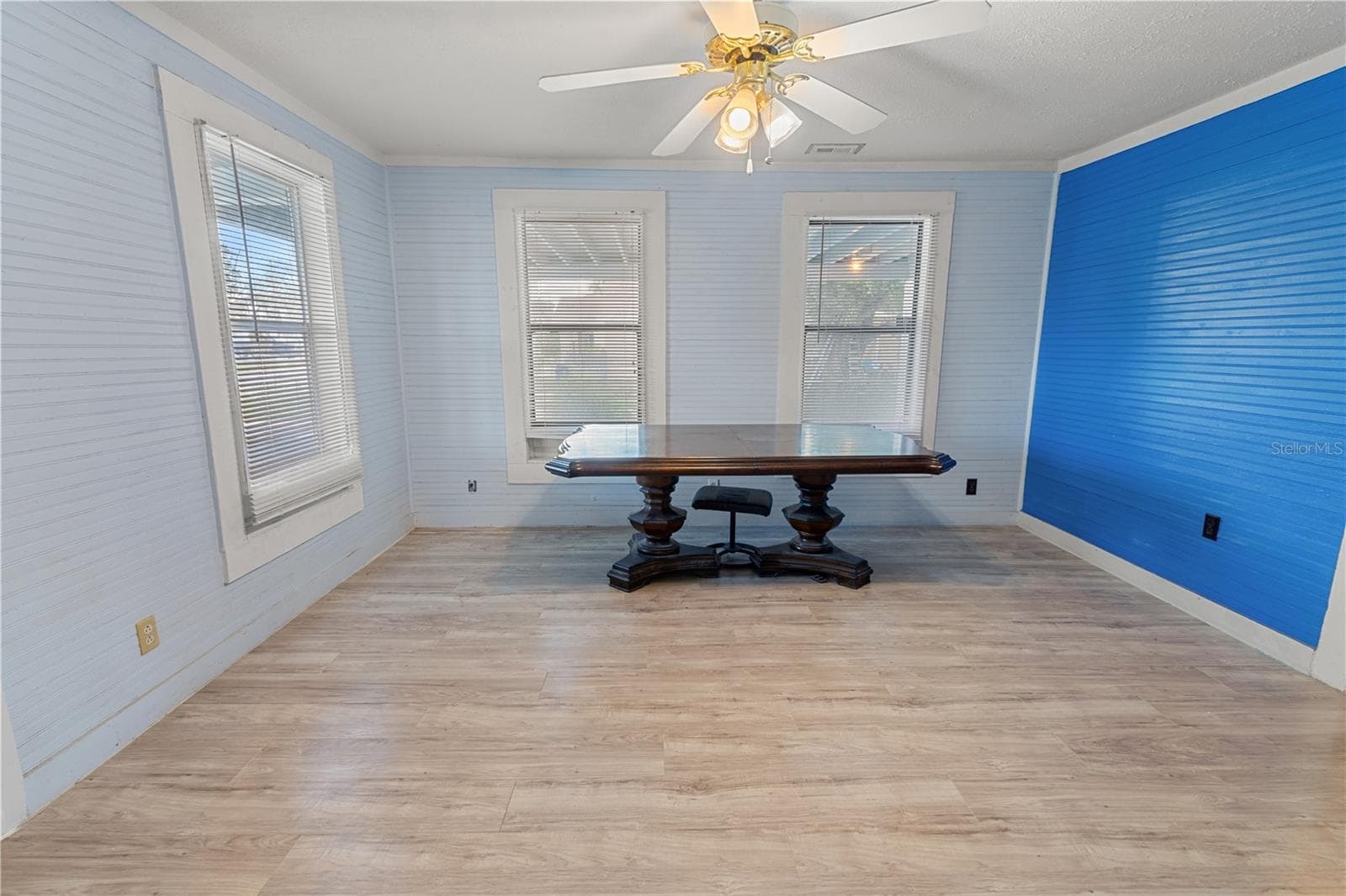 Living Room - 403 N WETMORE ST, LAKE WALES
